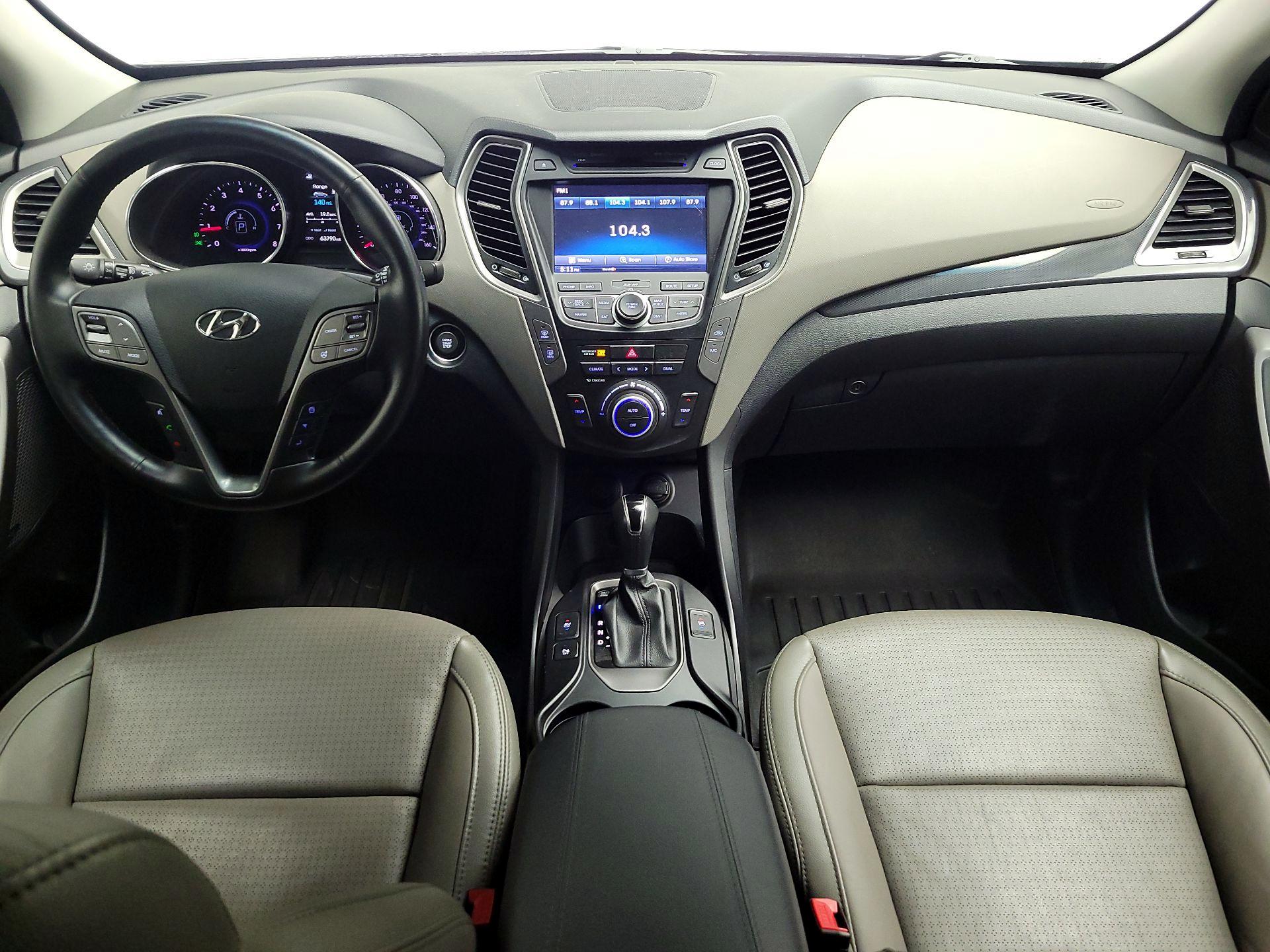 Thumbnail: 2016 Hyundai Santa Fe - 9