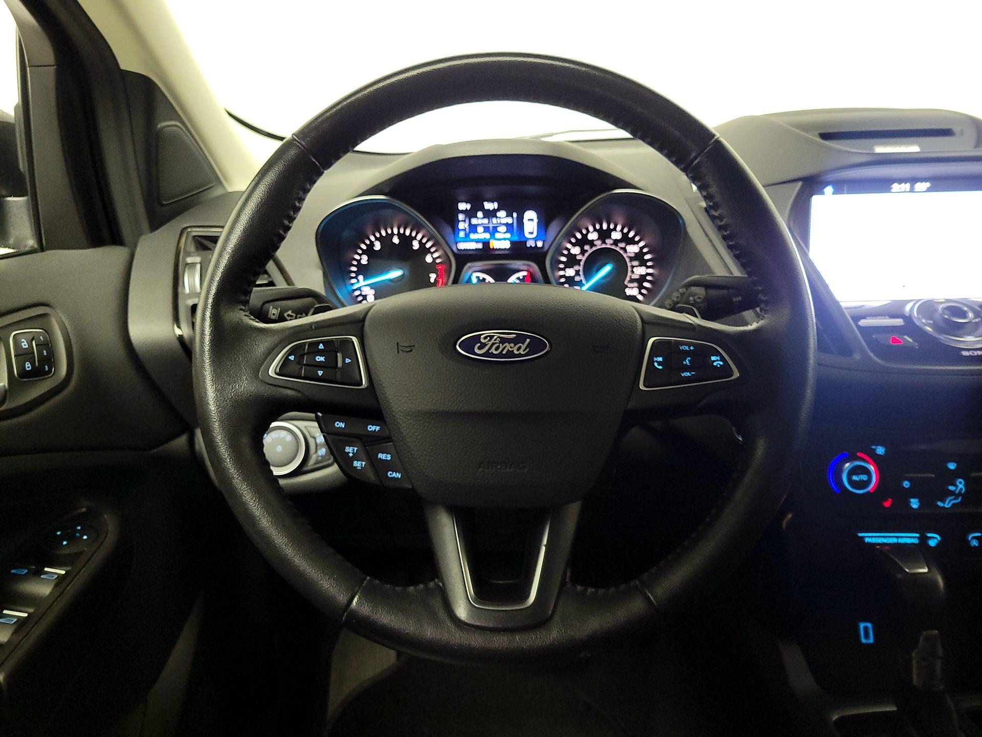 Thumbnail: 2017 Ford Escape - 10