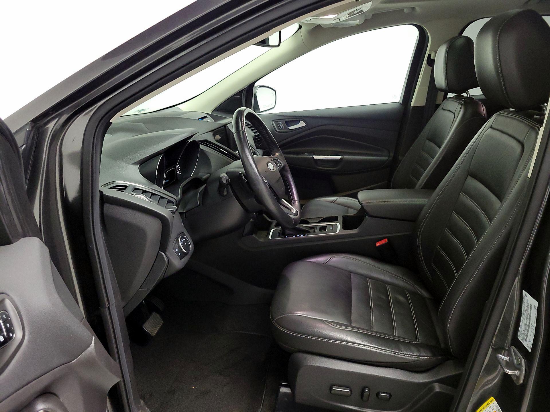 Thumbnail: 2017 Ford Escape - 11