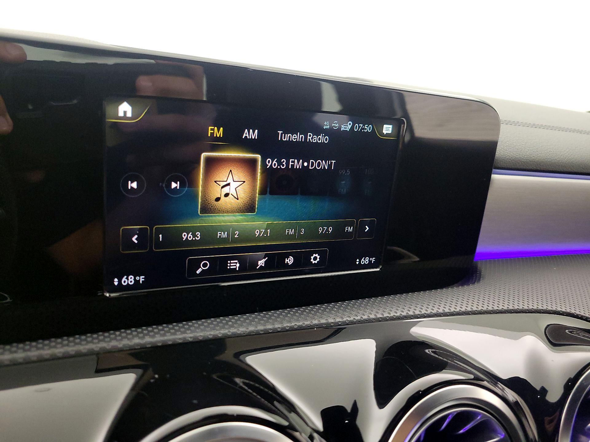 Thumbnail: 2020 Mercedes-Benz A-Class - 15