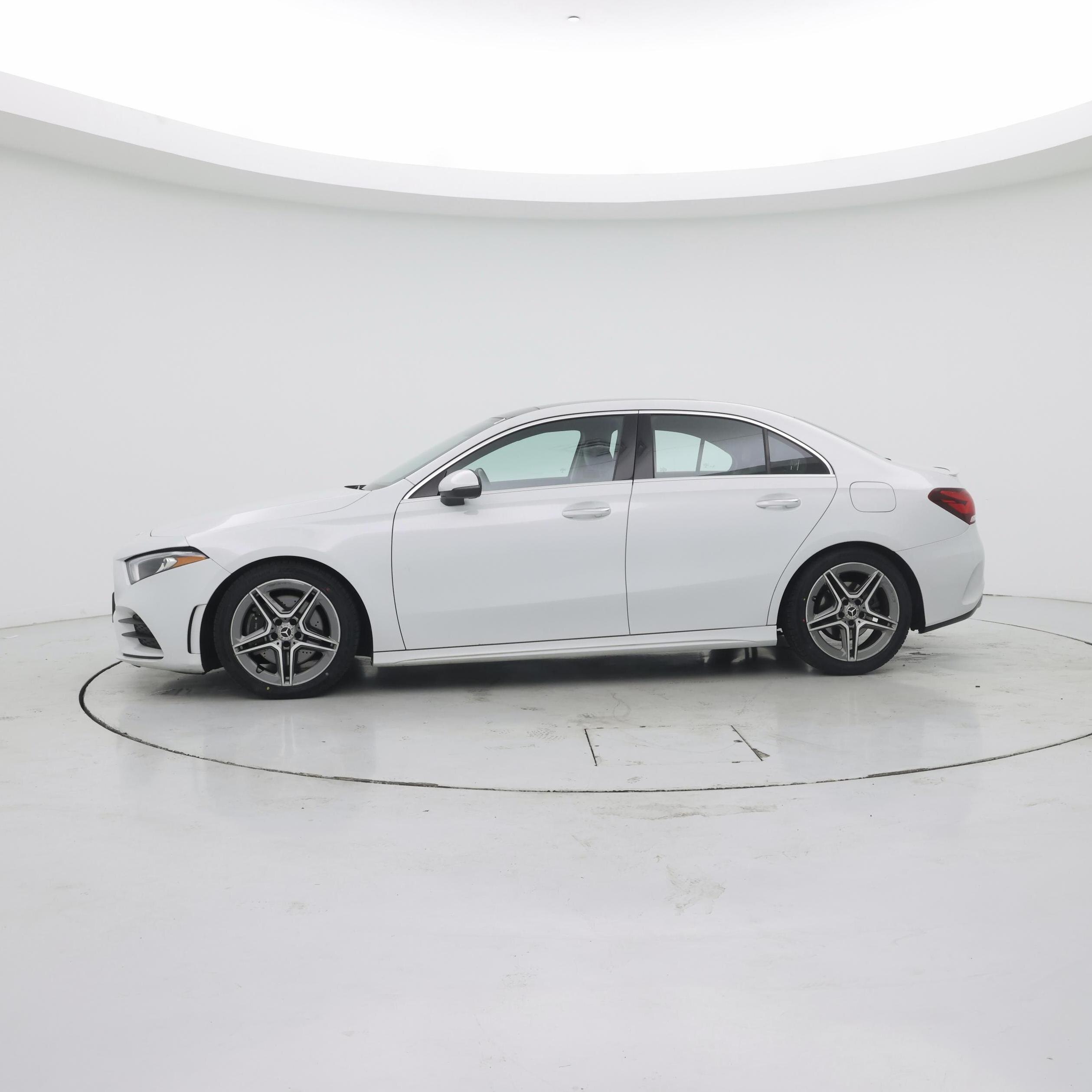 Thumbnail: 2020 Mercedes-Benz A-Class - 3