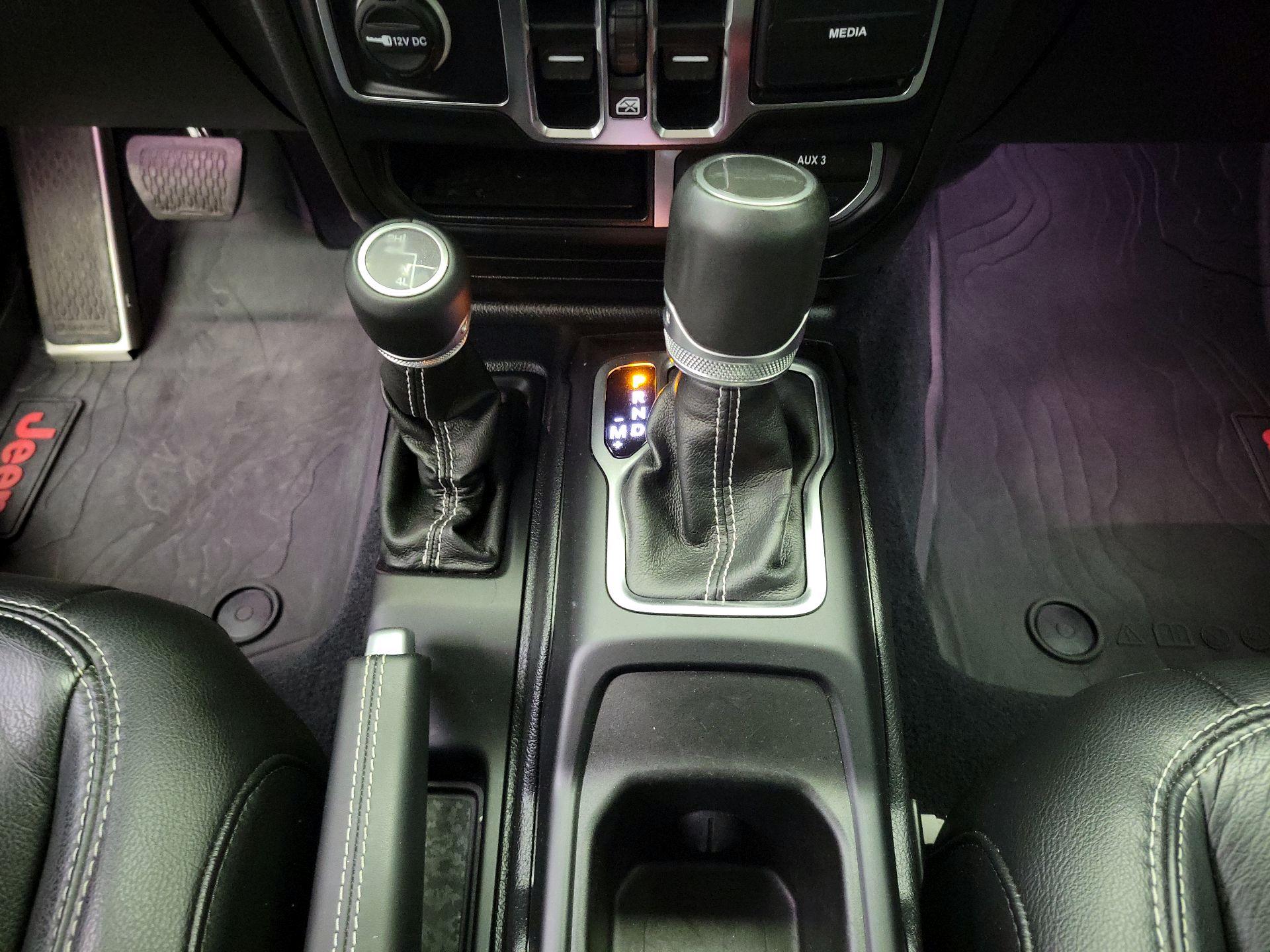 Thumbnail: 2020 Jeep Gladiator - 18