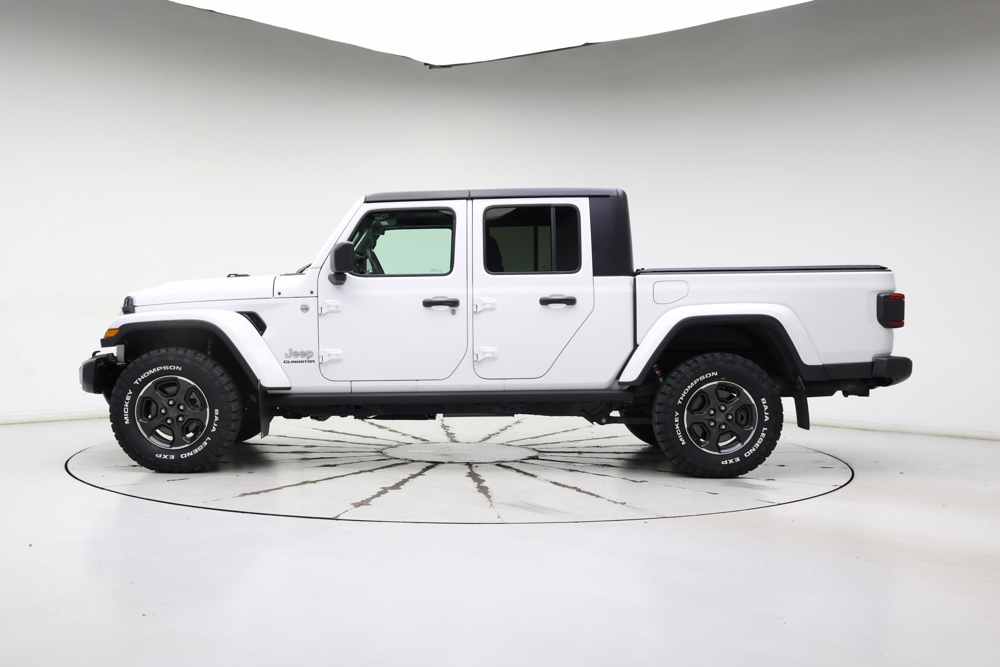 Thumbnail: 2020 Jeep Gladiator - 3