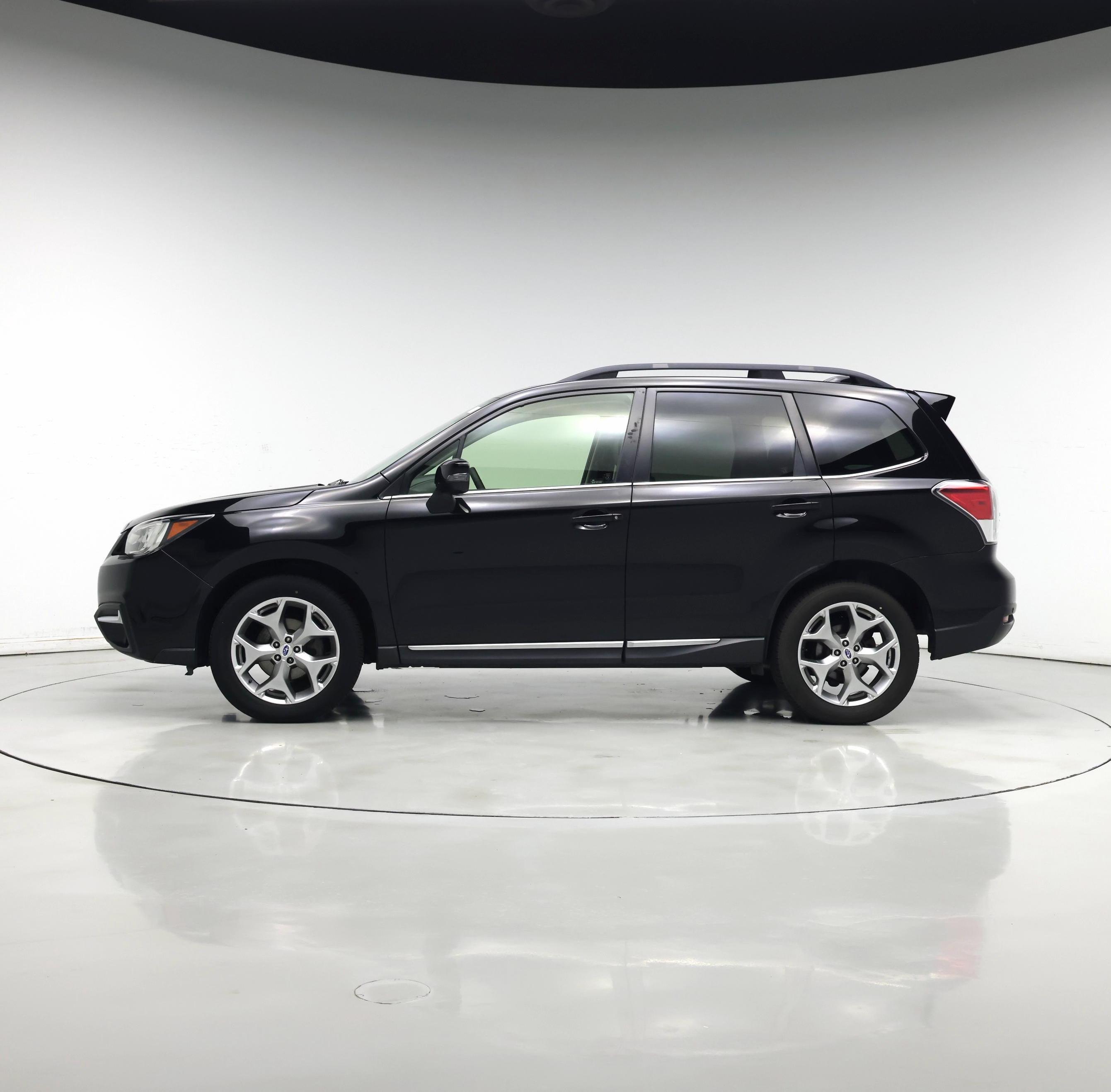 Thumbnail: 2017 Subaru Forester - 3