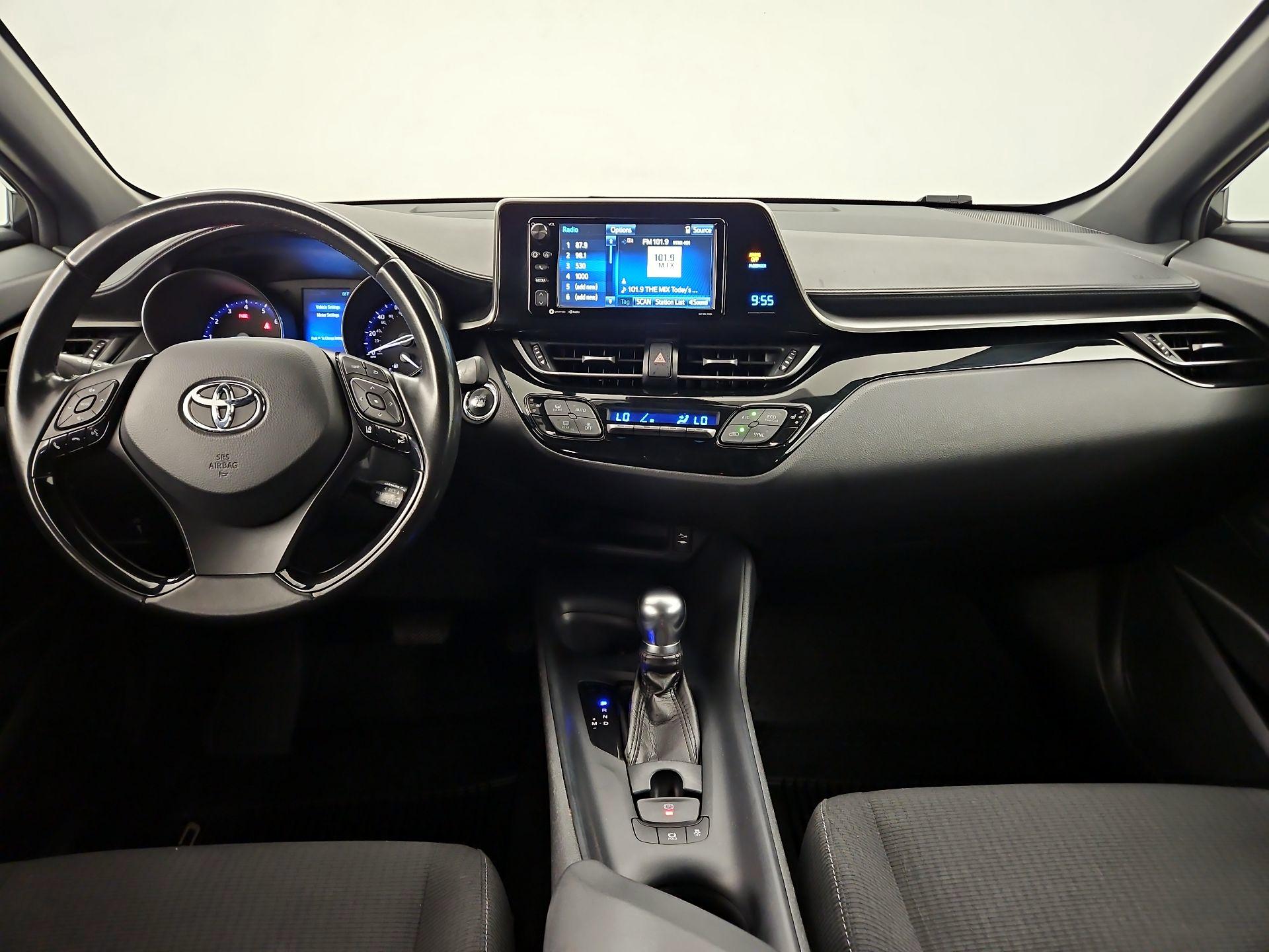 Thumbnail: 2018 Toyota C-HR - 9