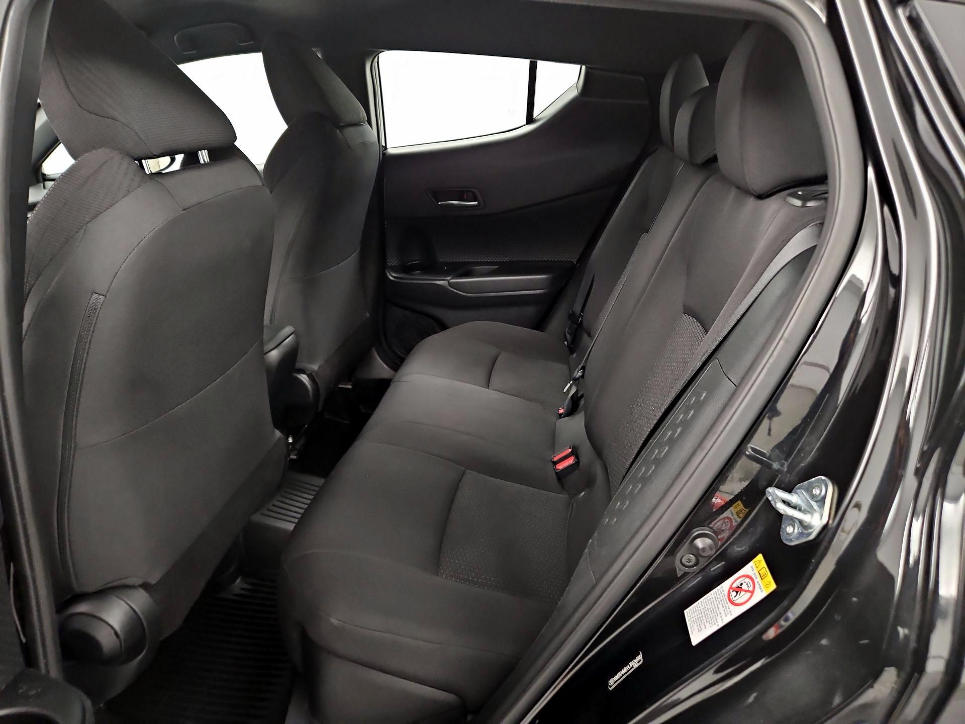 Thumbnail: 2018 Toyota C-HR - 19