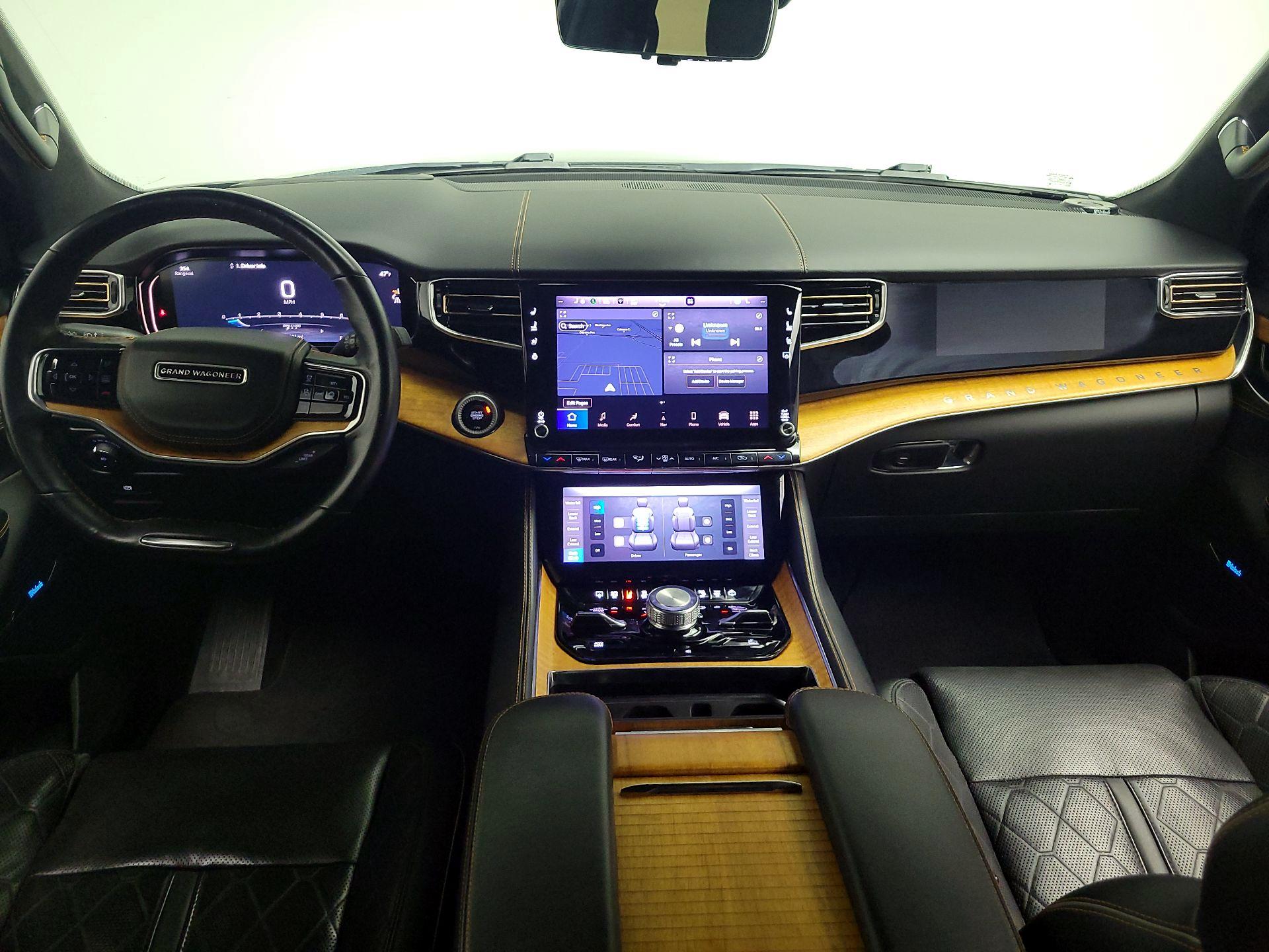 Thumbnail: 2022 Jeep Grand Wagoneer - 9