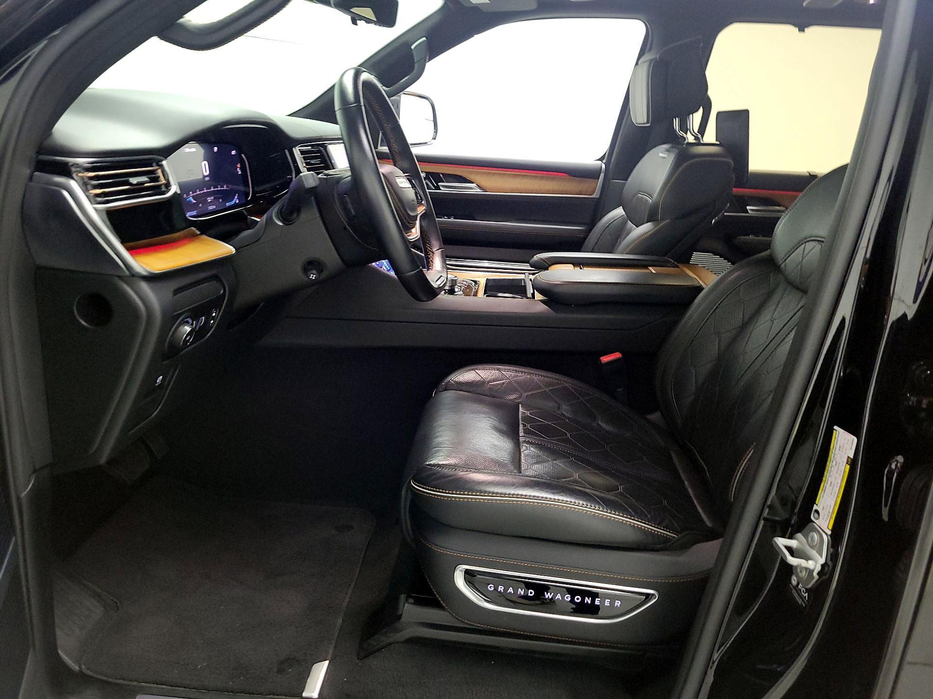 Thumbnail: 2022 Jeep Grand Wagoneer - 11