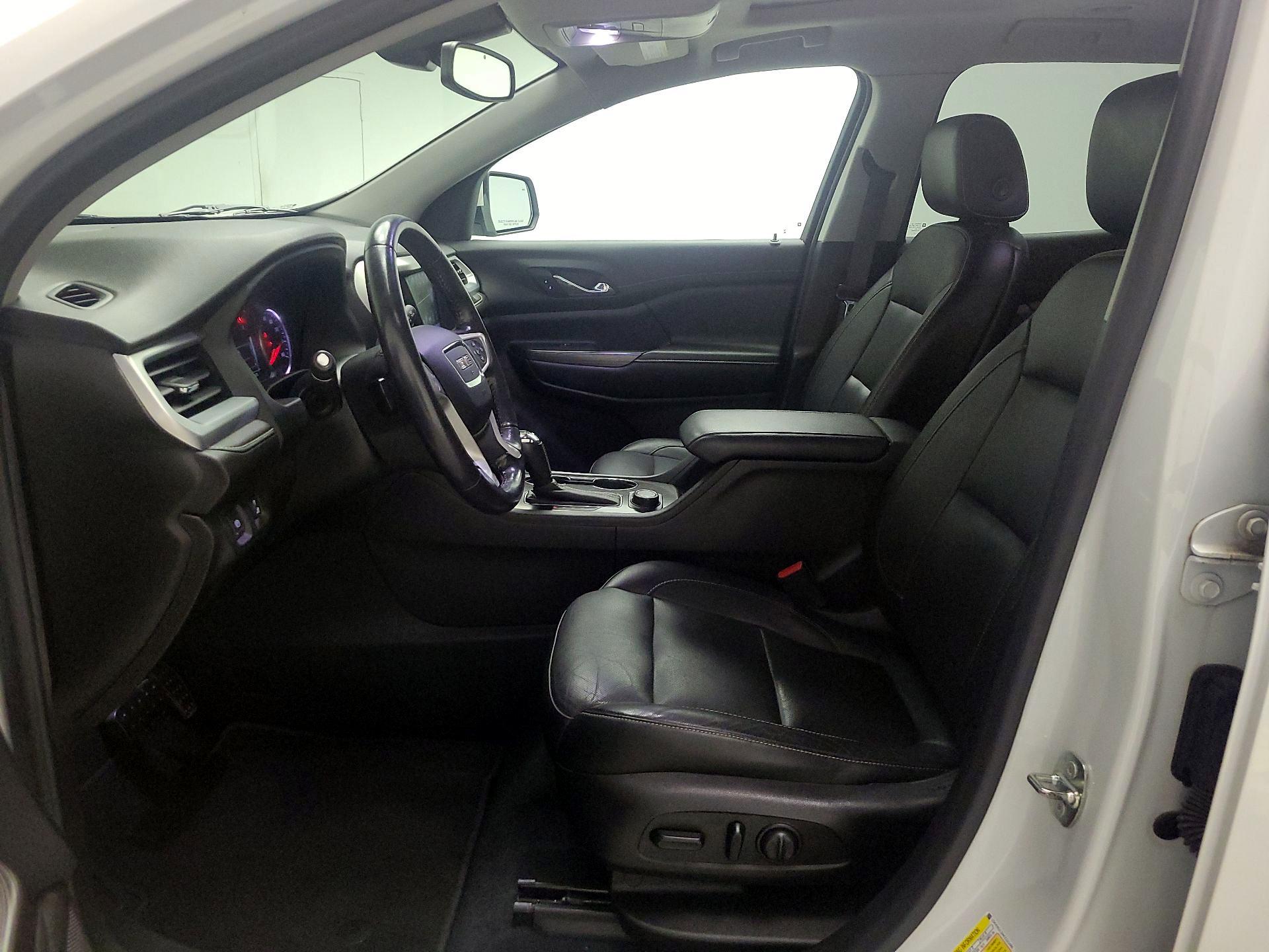 Thumbnail: 2019 GMC Acadia - 11