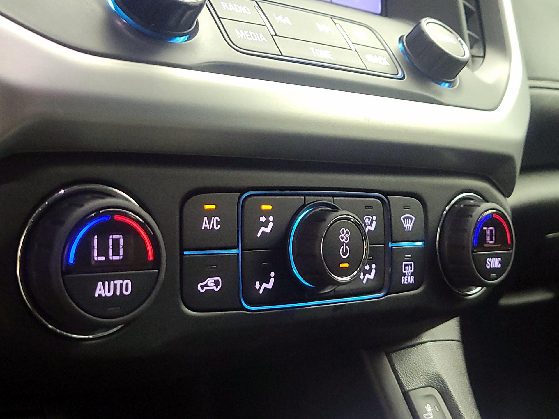 Thumbnail: 2019 GMC Acadia - 16
