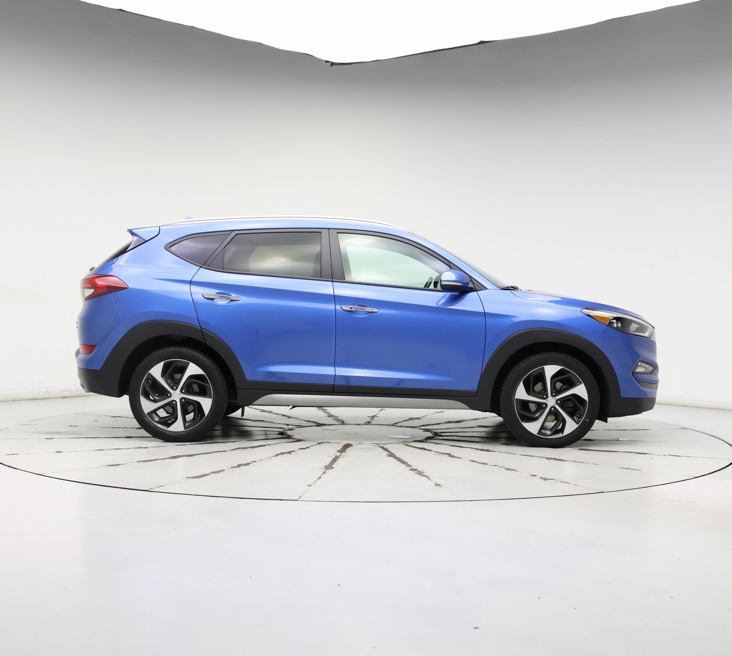 Thumbnail: 2017 Hyundai Tucson - 7
