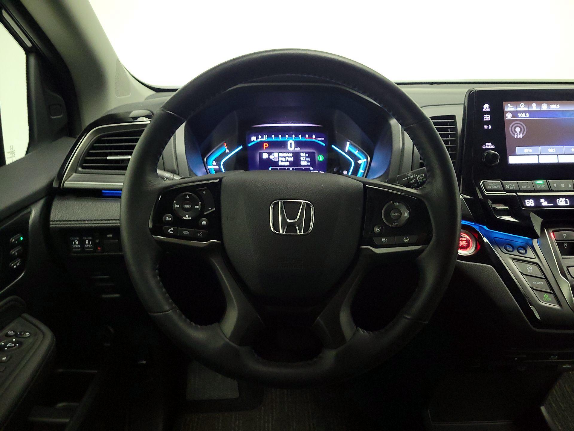 Thumbnail: 2023 Honda Odyssey - 10