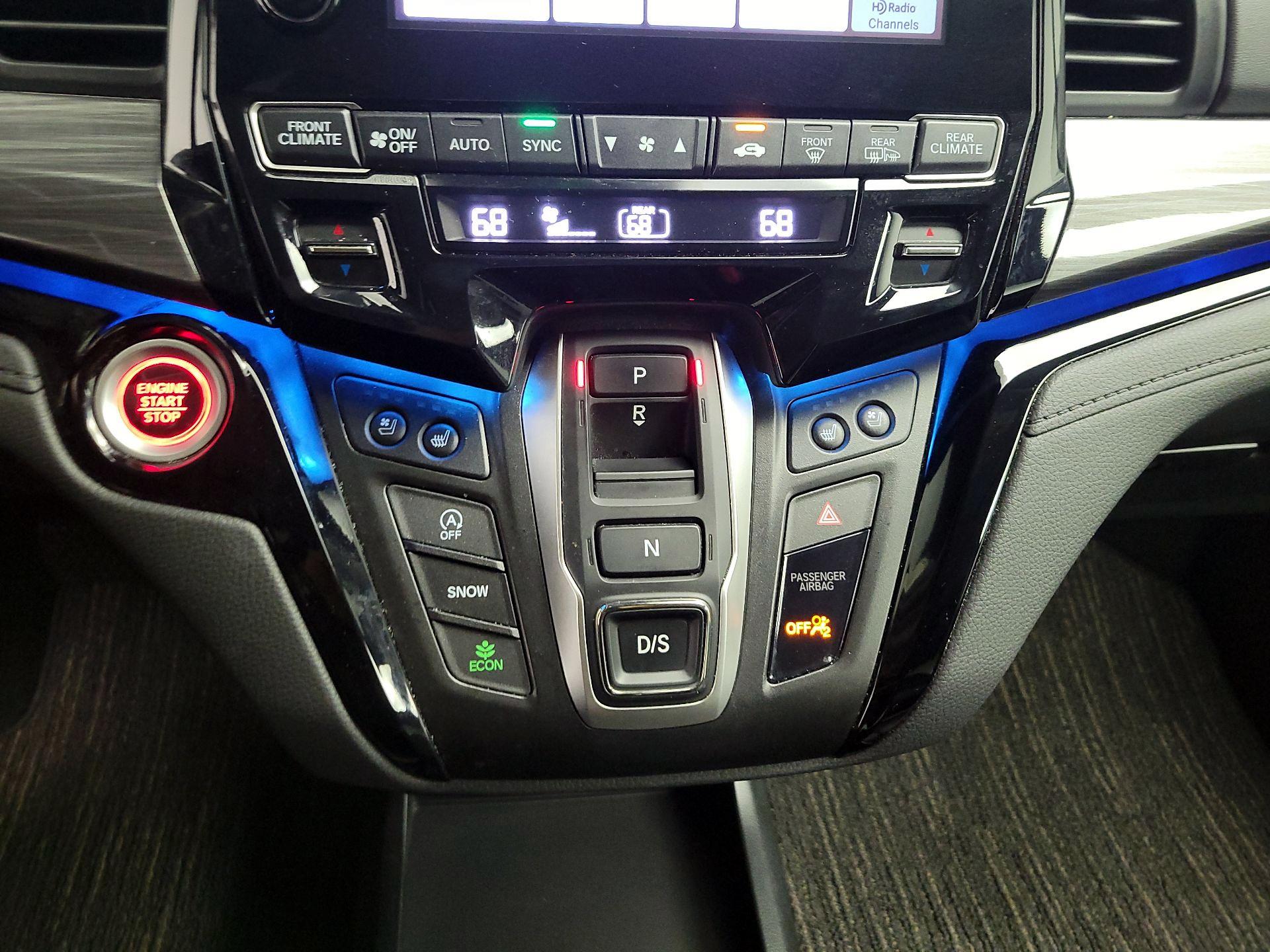 Thumbnail: 2023 Honda Odyssey - 16