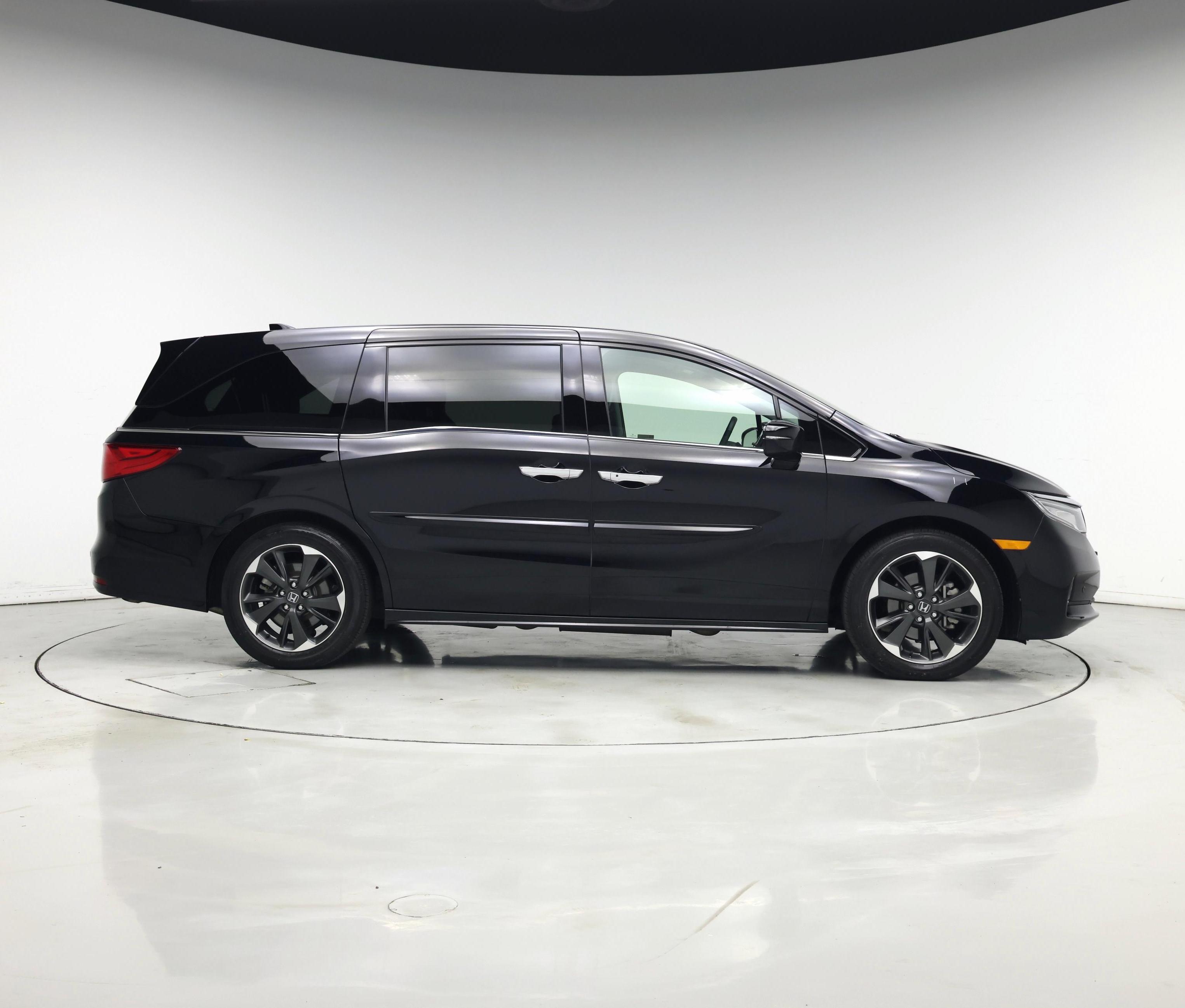 Thumbnail: 2023 Honda Odyssey - 7