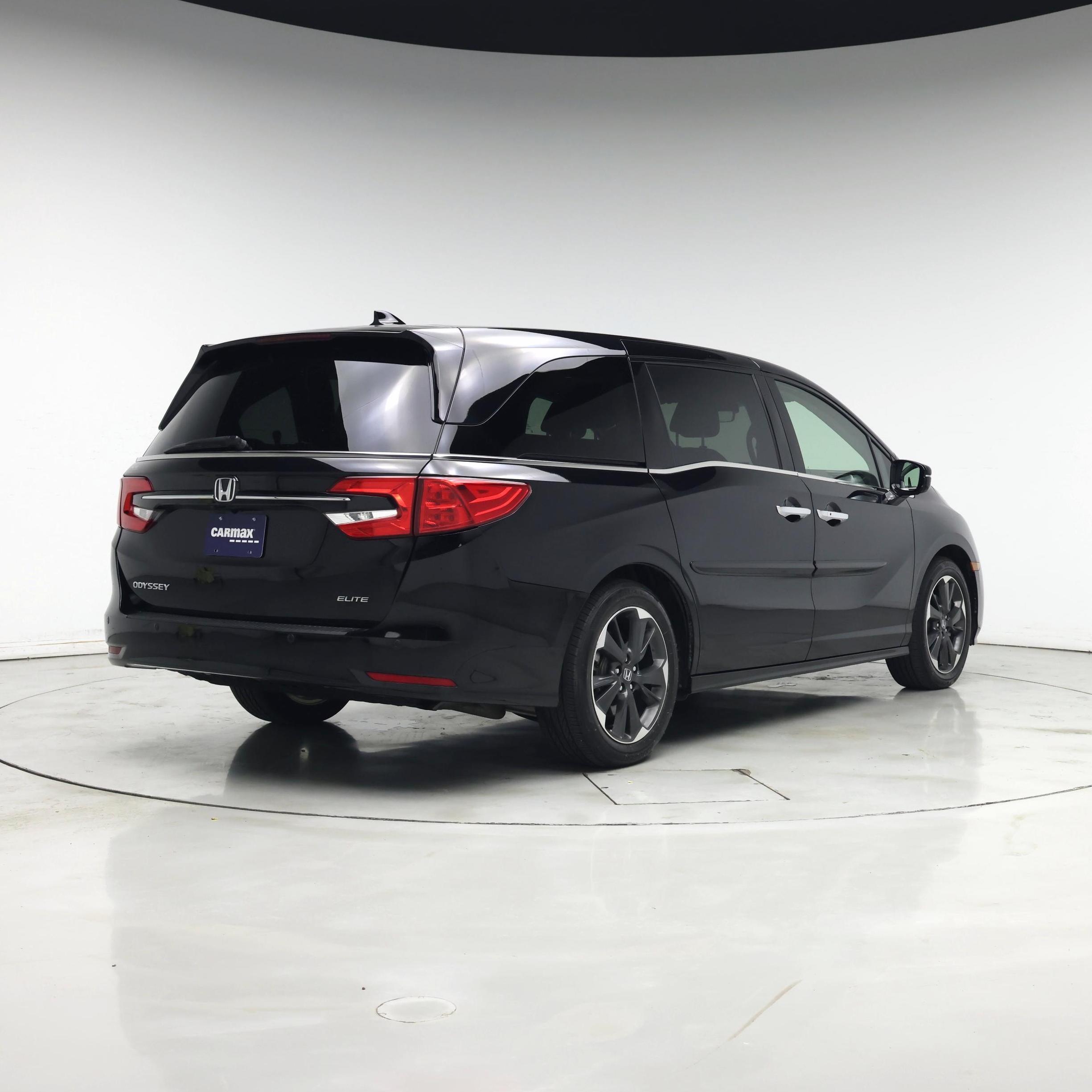 Thumbnail: 2023 Honda Odyssey - 8