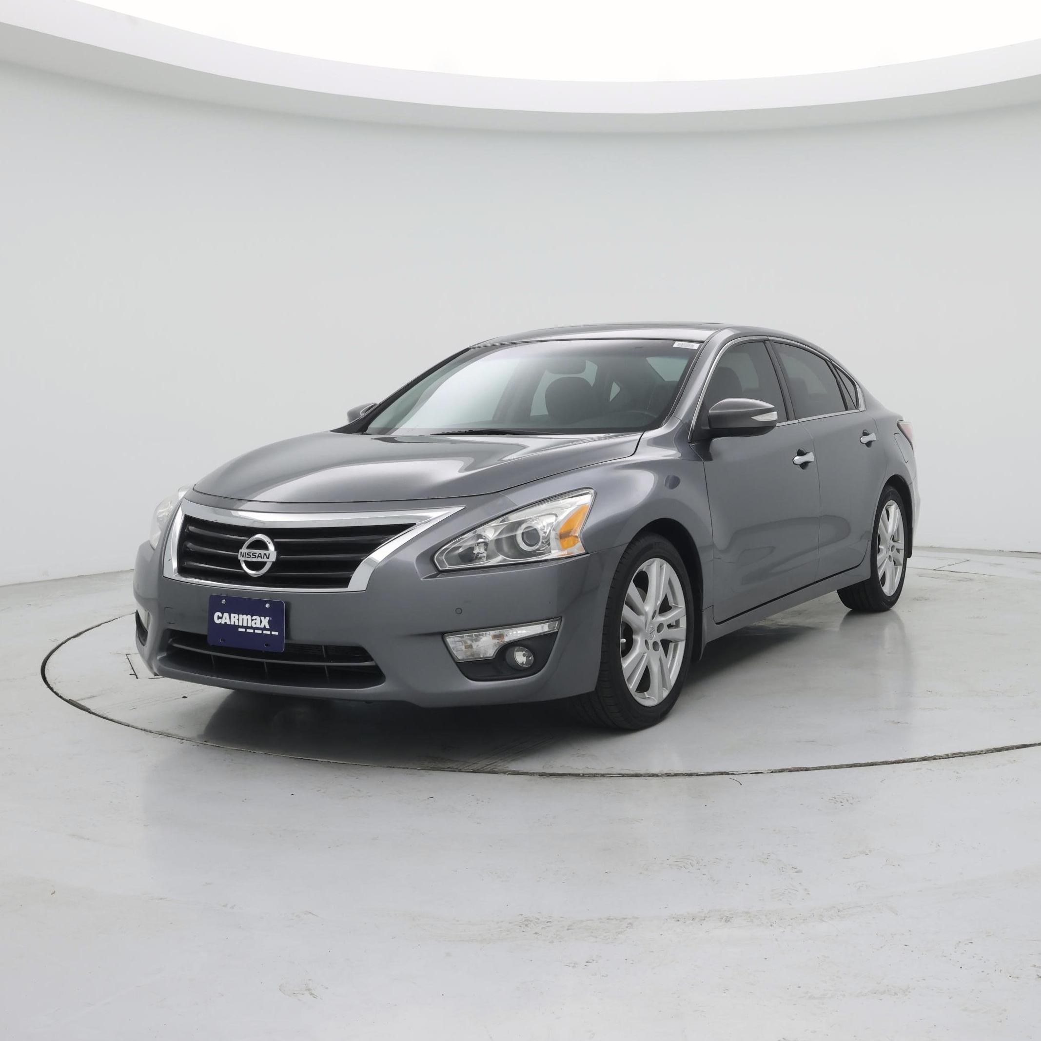 Thumbnail: 2015 Nissan Altima - 4