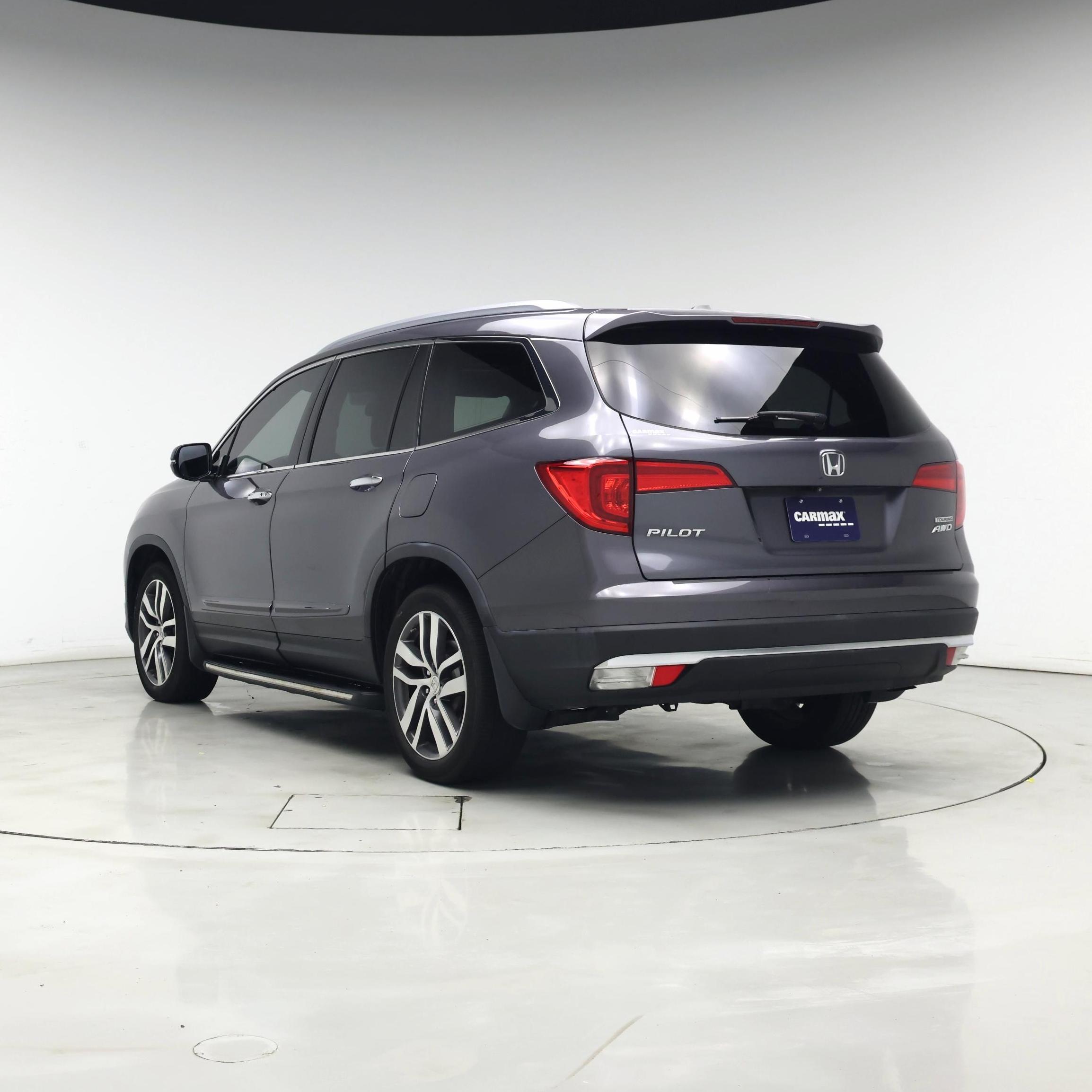 Thumbnail: 2016 Honda Pilot - 2