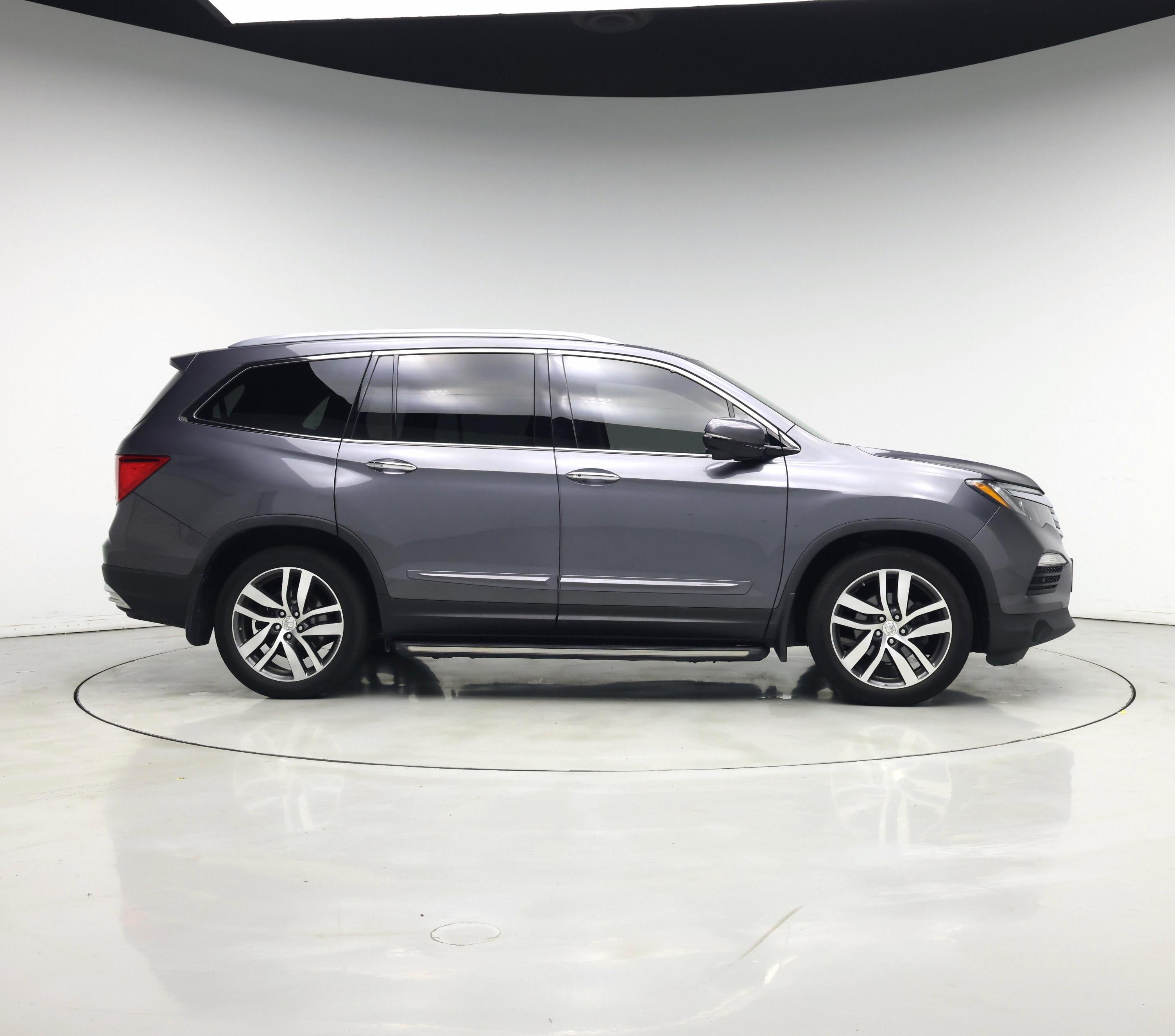 Thumbnail: 2016 Honda Pilot - 7