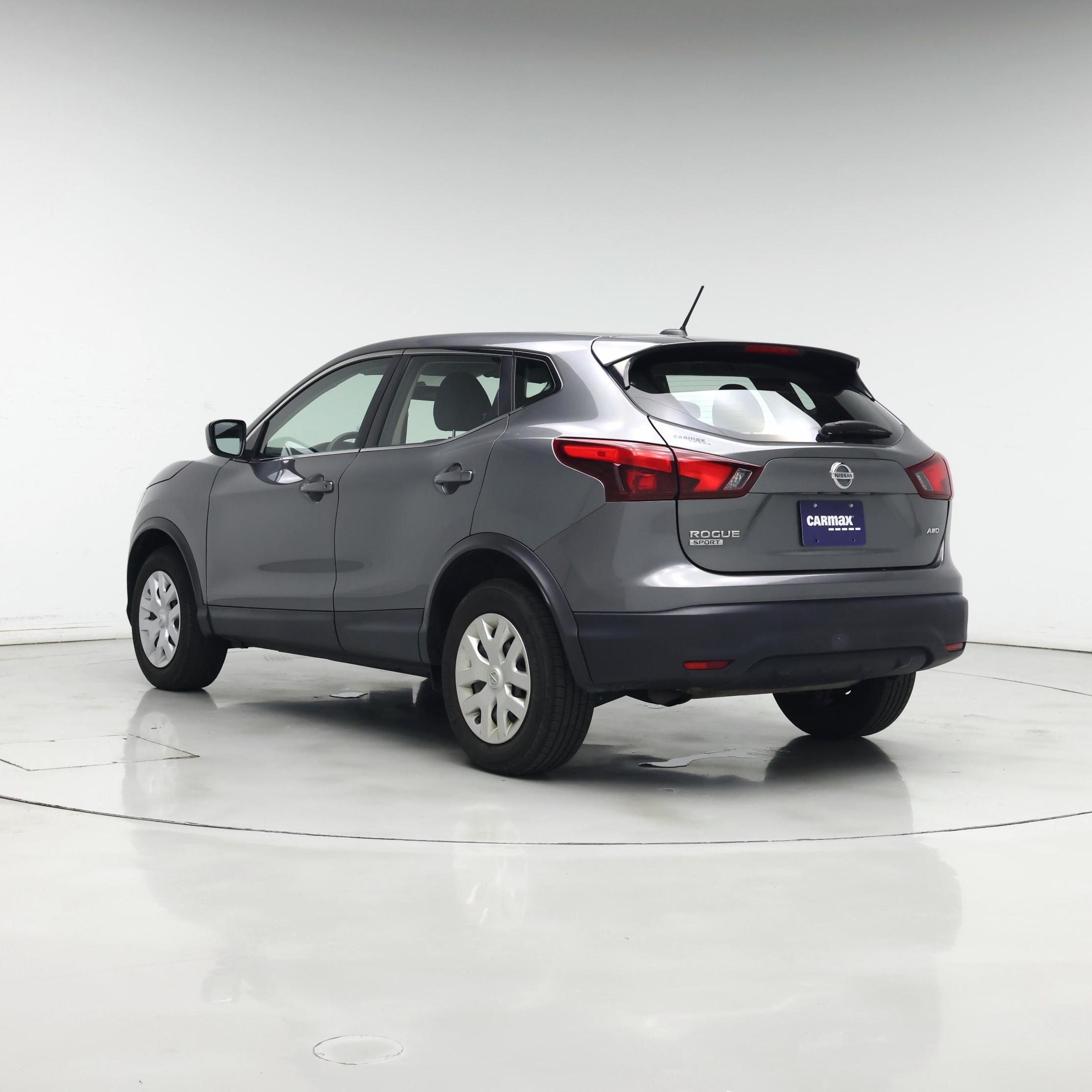 Thumbnail: 2018 Nissan Rogue Sport - 2