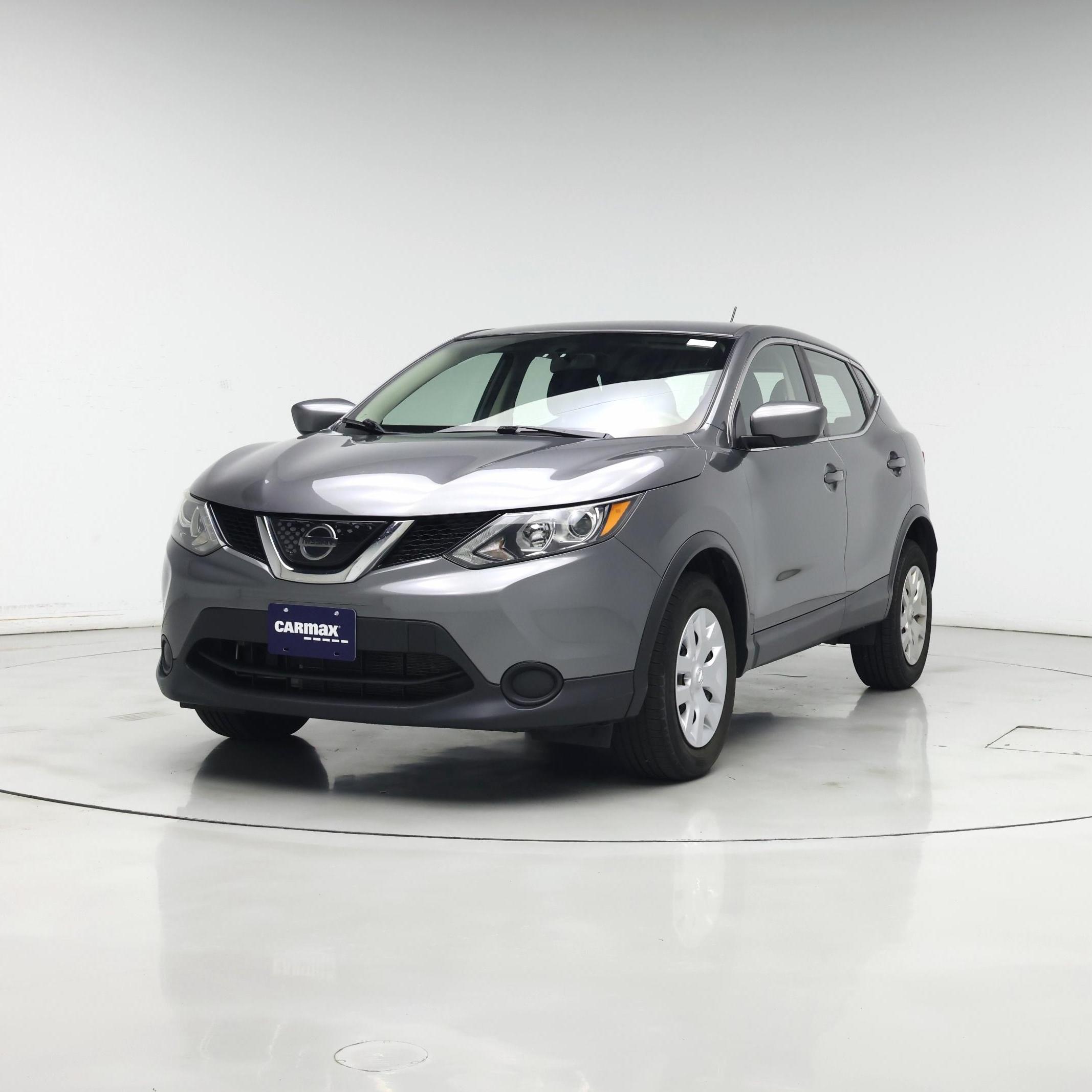 Thumbnail: 2018 Nissan Rogue Sport - 4