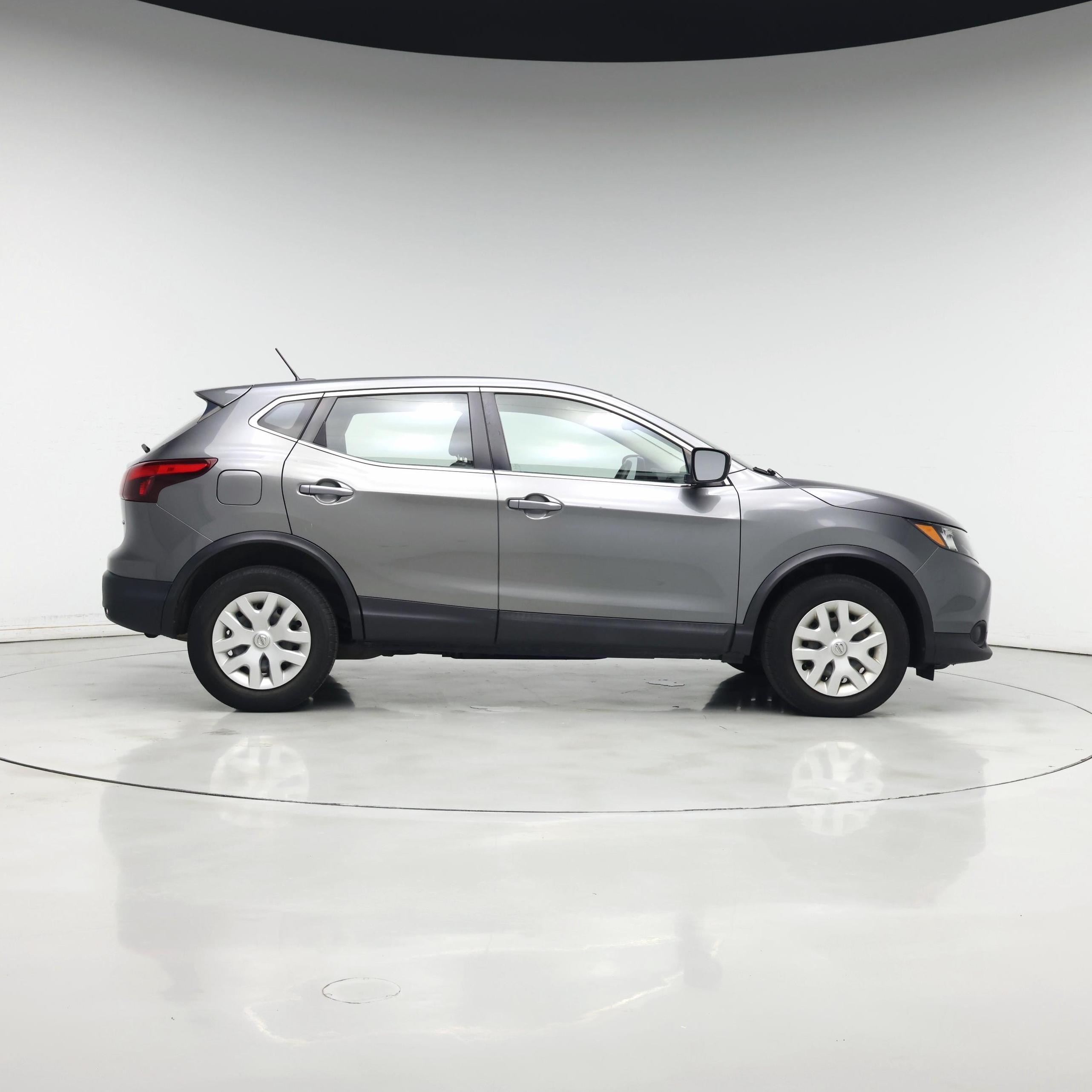 Thumbnail: 2018 Nissan Rogue Sport - 7