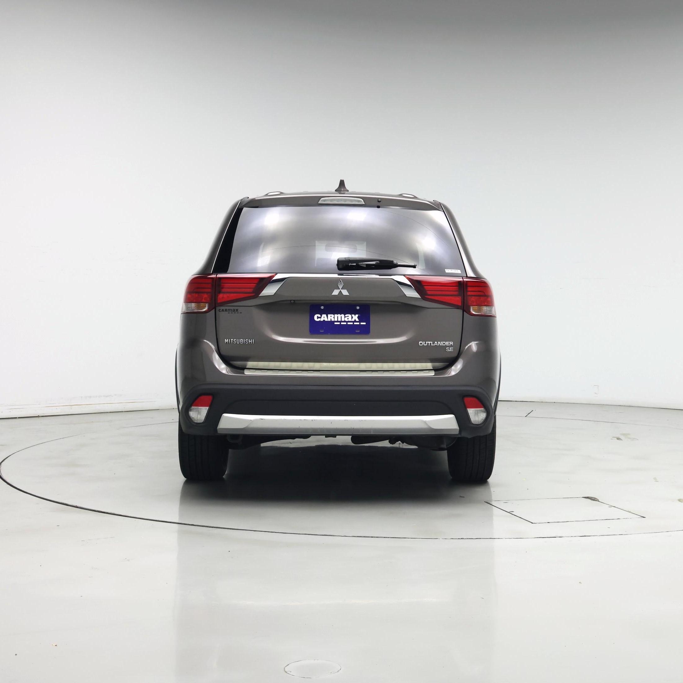 Thumbnail: 2018 Mitsubishi Outlander - 6