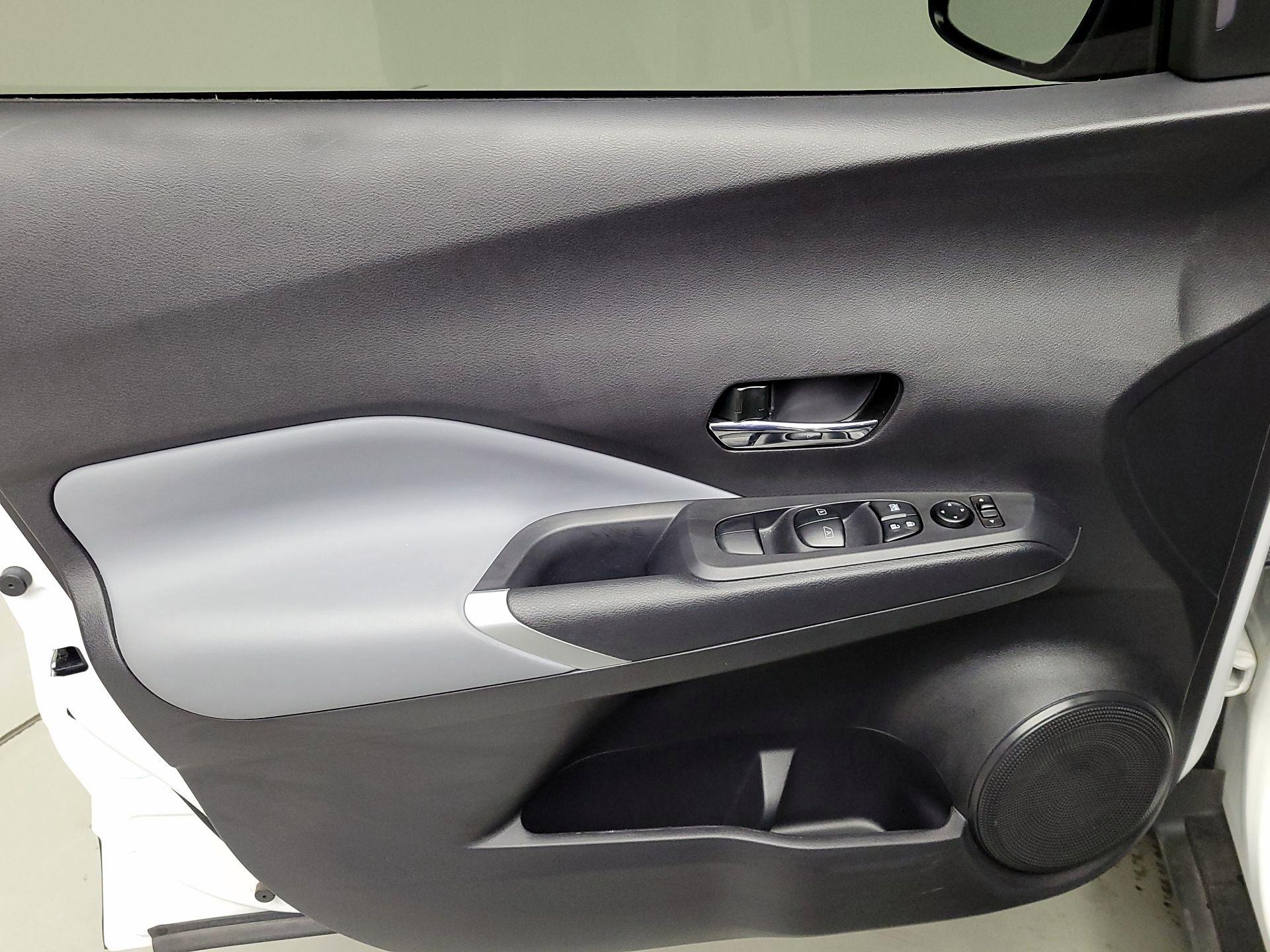 Thumbnail: 2024 Nissan Kicks - 12