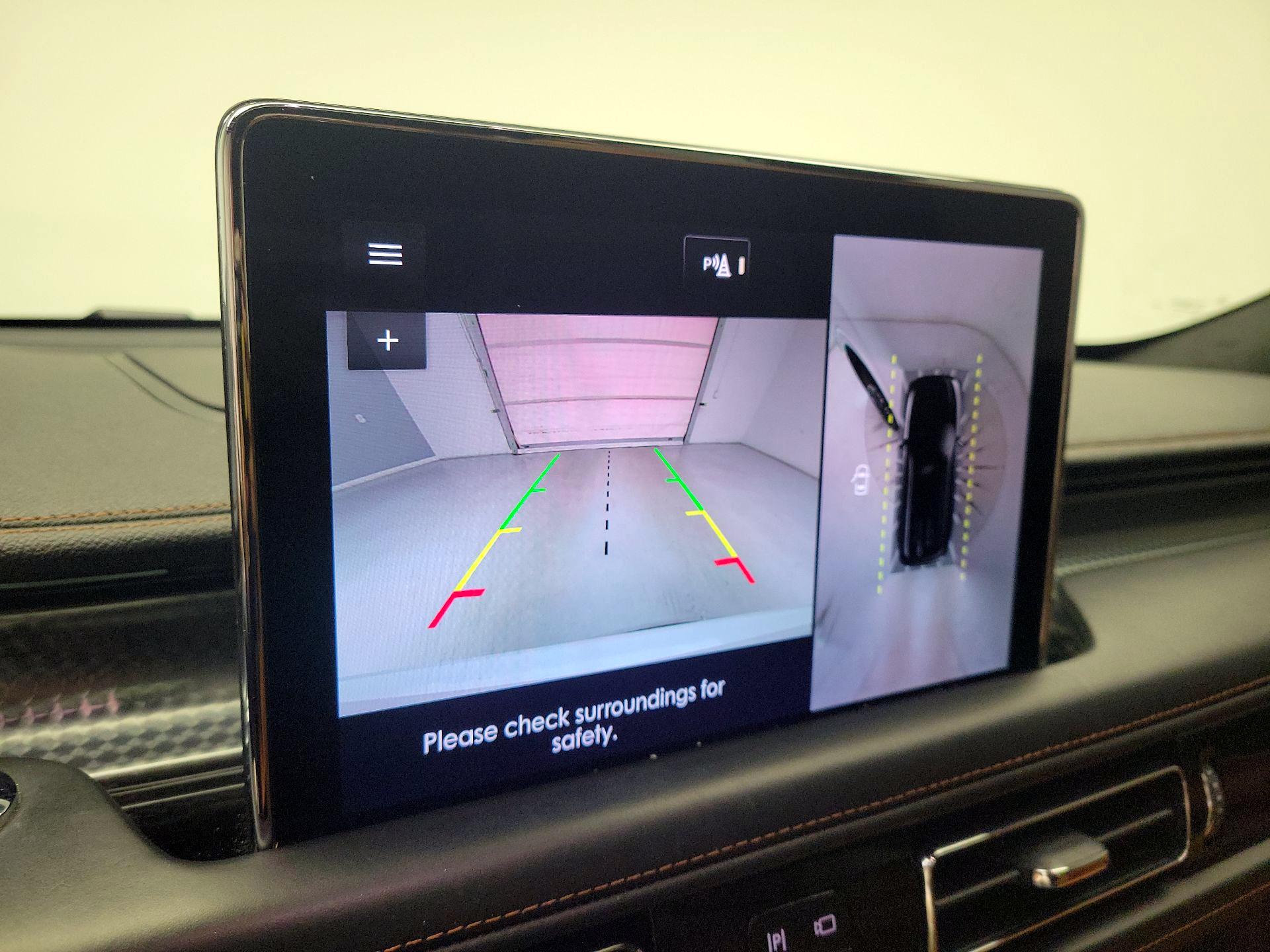 Thumbnail: 2023 Lincoln Aviator - 15