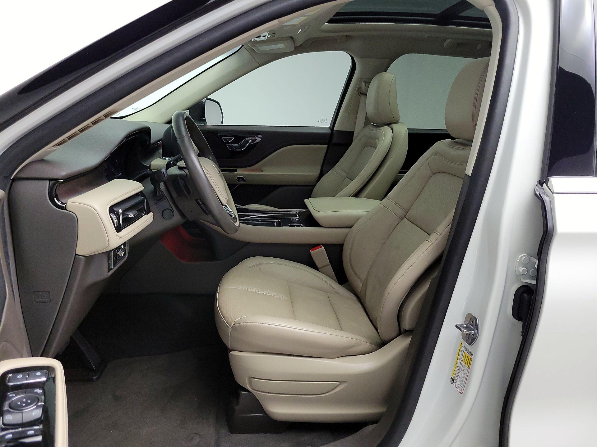 Thumbnail: 2024 Lincoln Aviator - 11