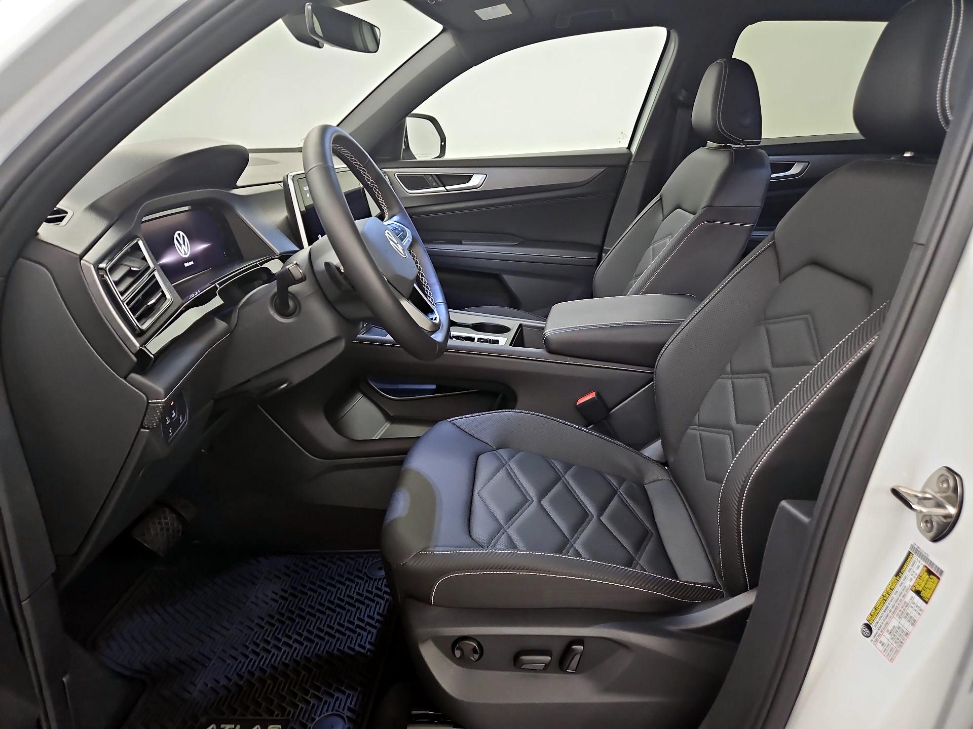 Thumbnail: 2025 Volkswagen Atlas - 11