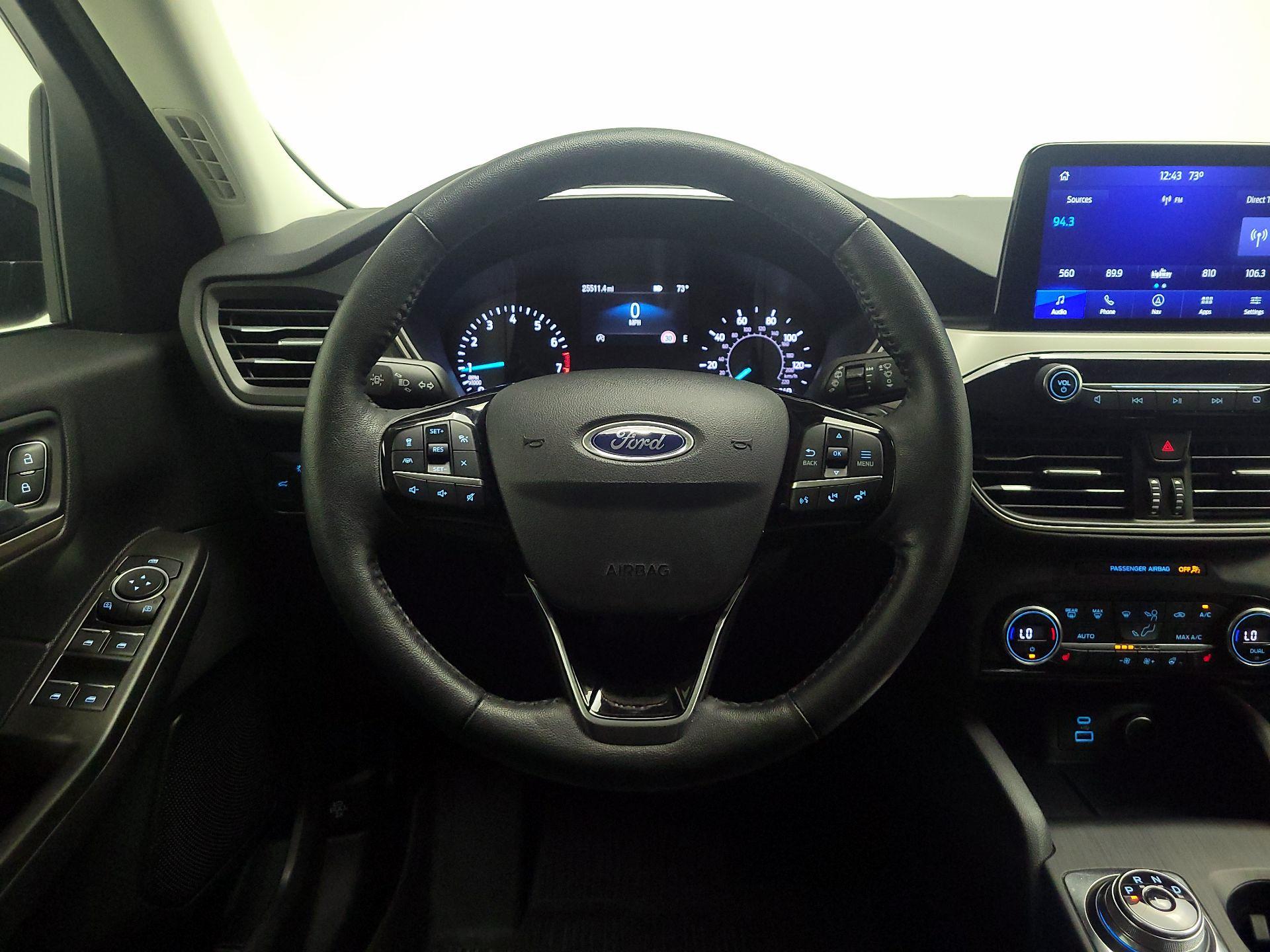 Thumbnail: 2021 Ford Escape - 10
