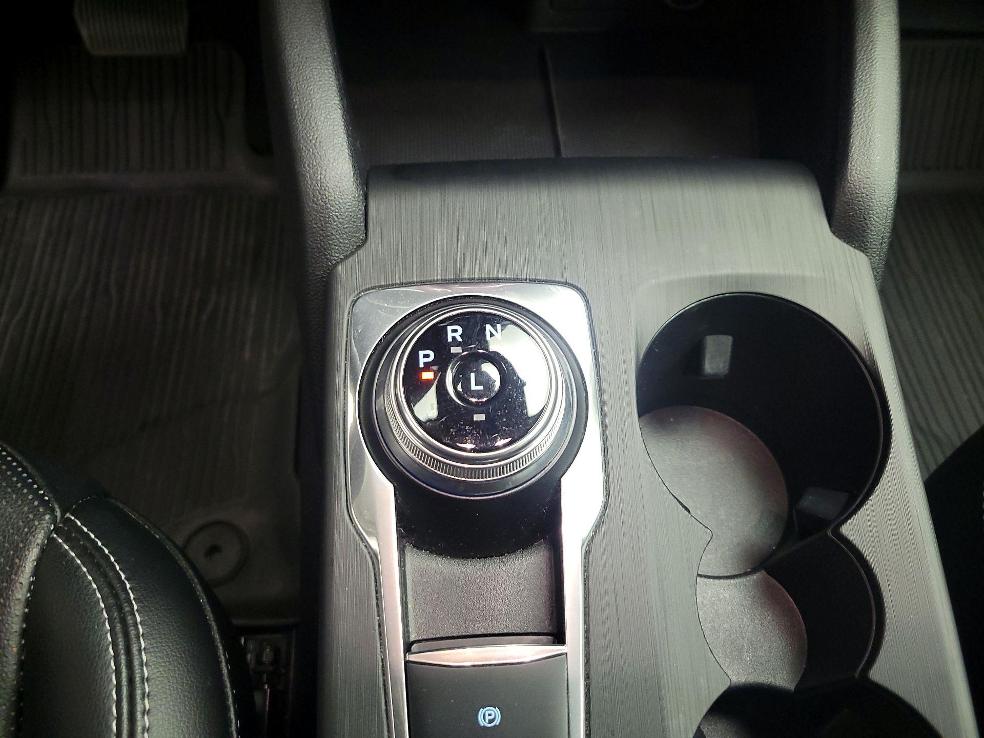 Thumbnail: 2021 Ford Escape - 16
