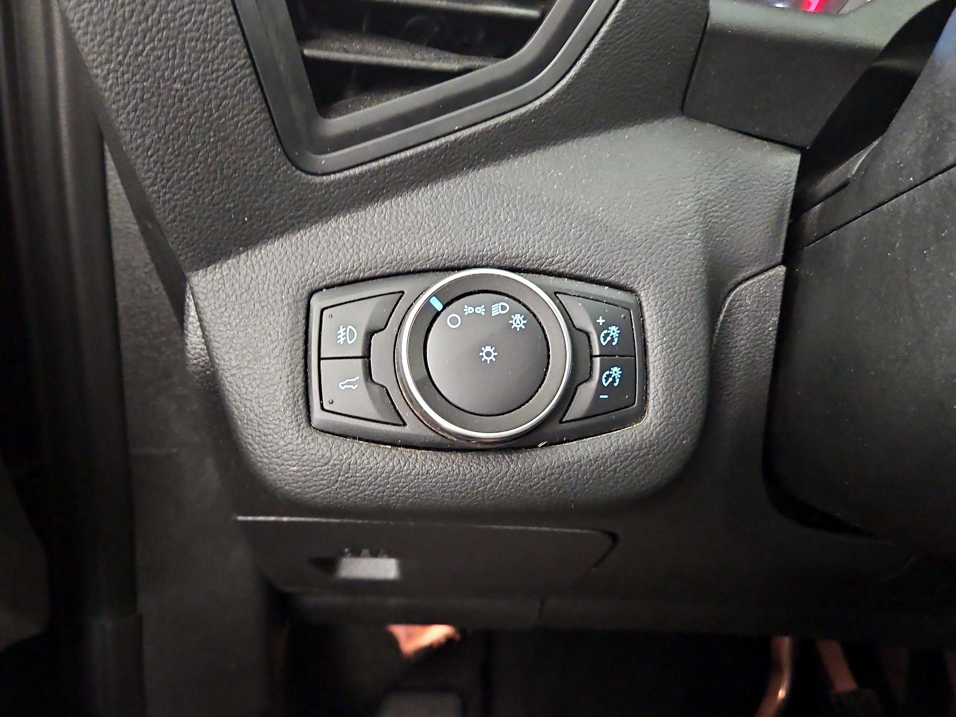 Thumbnail: 2017 Ford Escape - 13