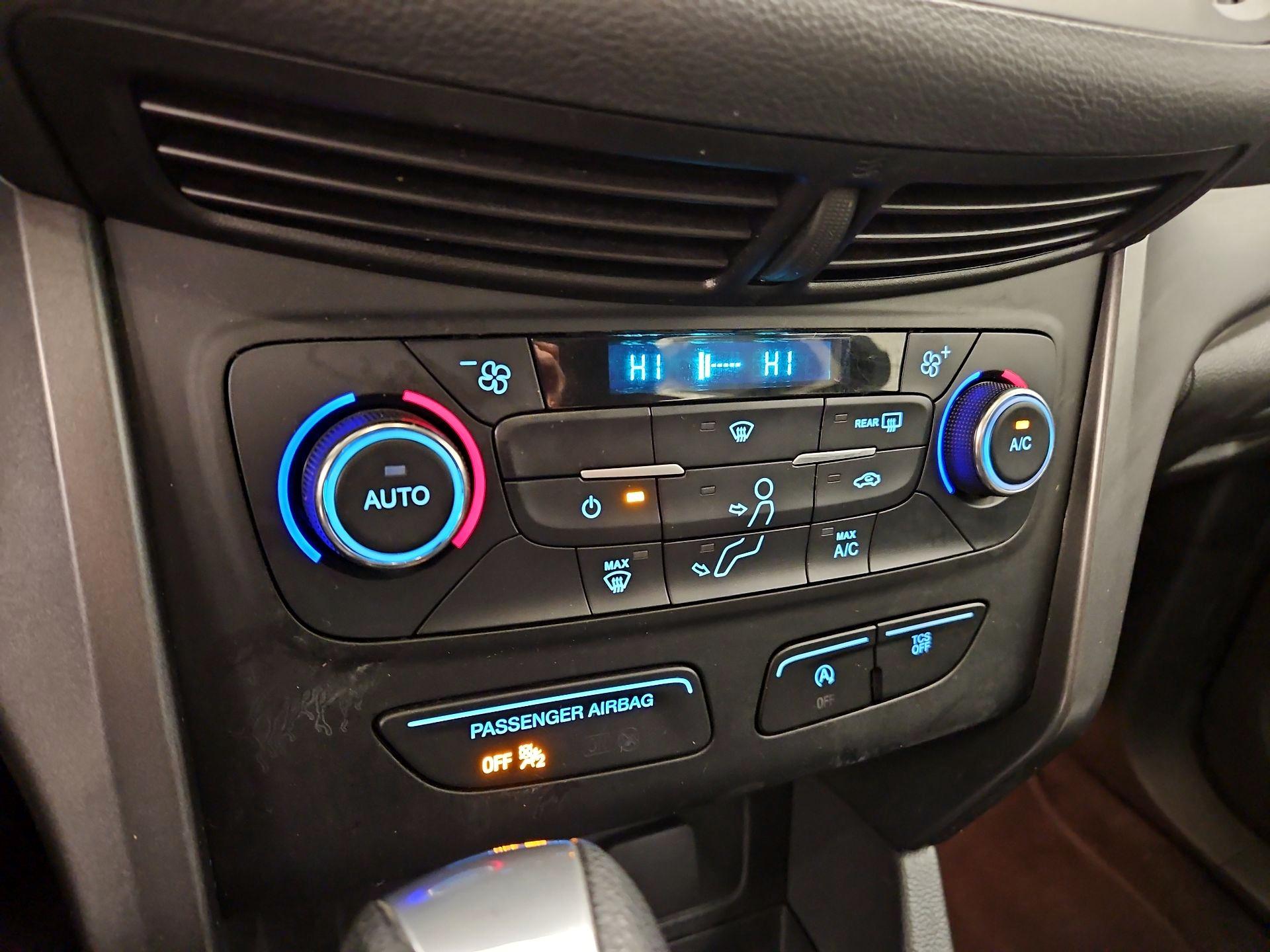 Thumbnail: 2017 Ford Escape - 16