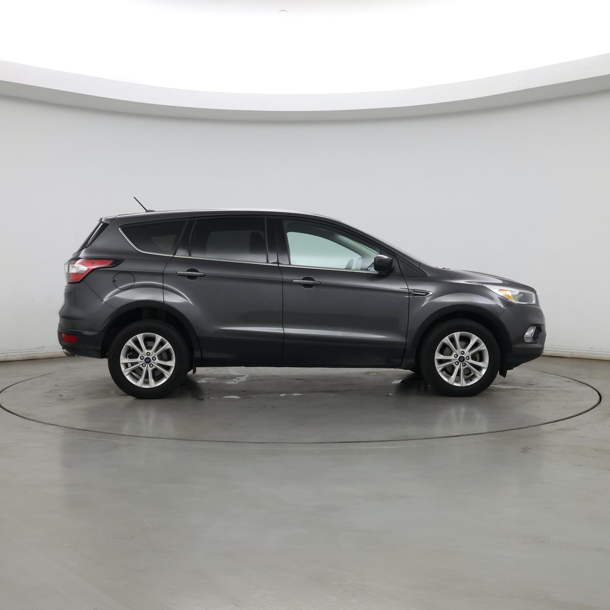 Thumbnail: 2017 Ford Escape - 7