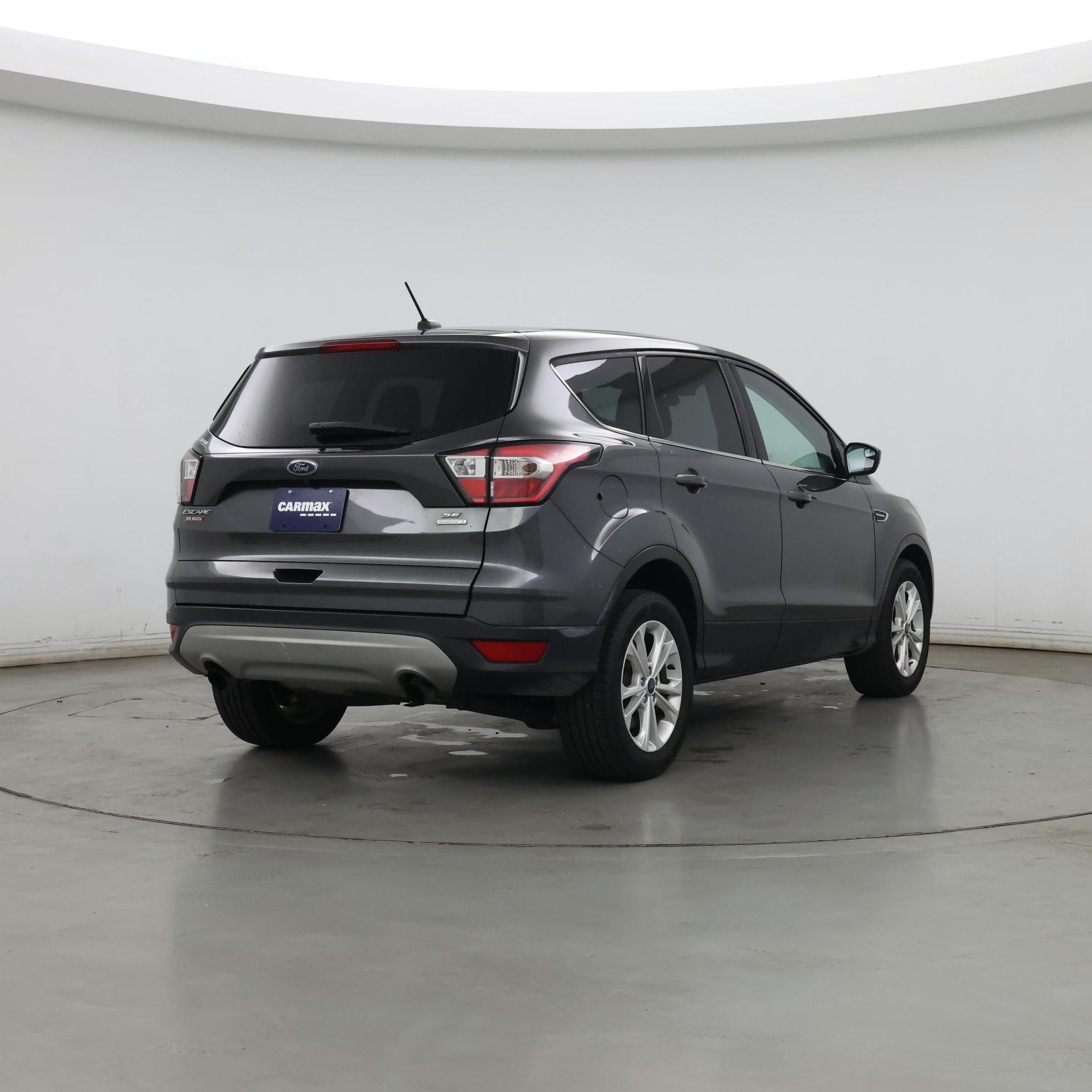 Thumbnail: 2017 Ford Escape - 8