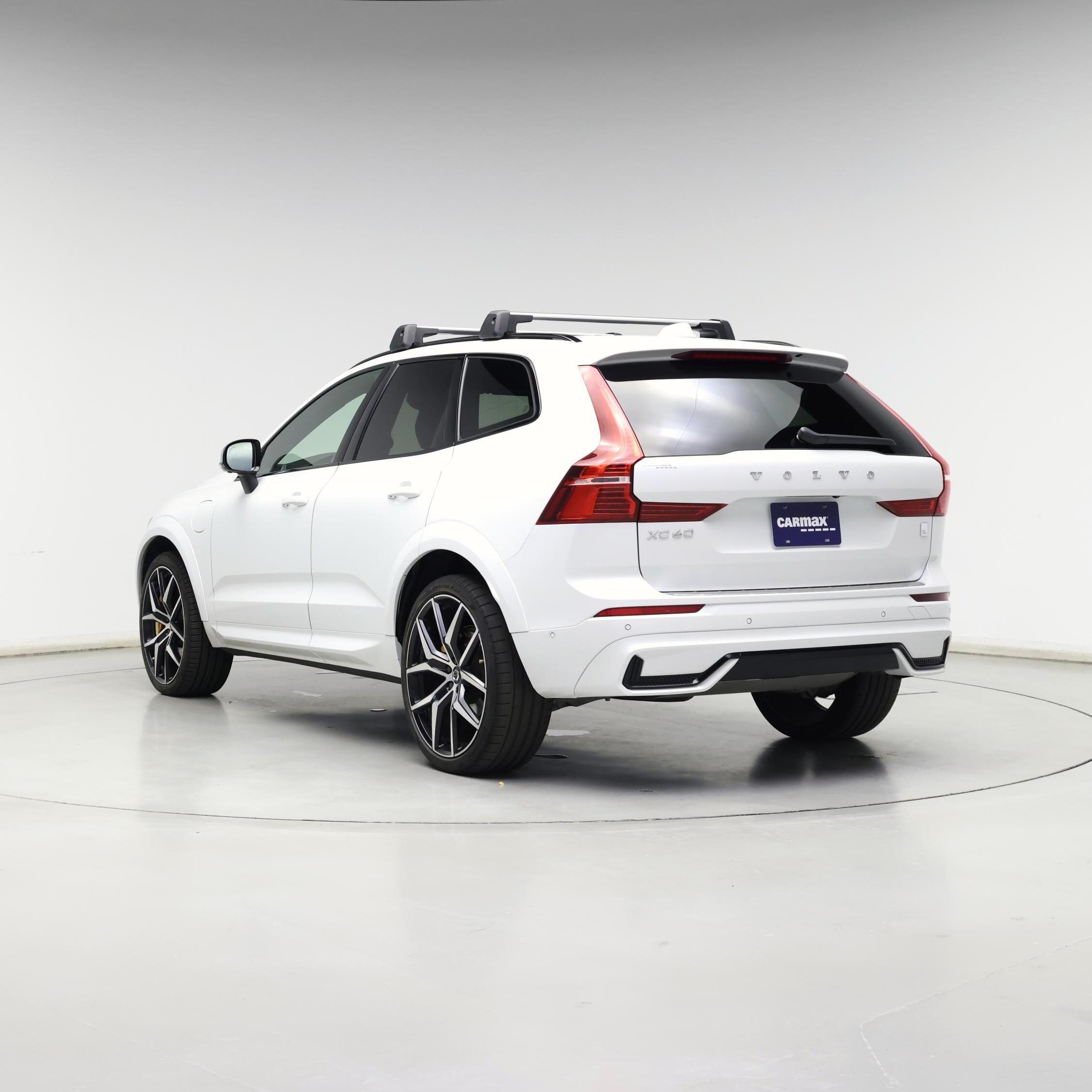 Thumbnail: 2022 Volvo XC60 - 2