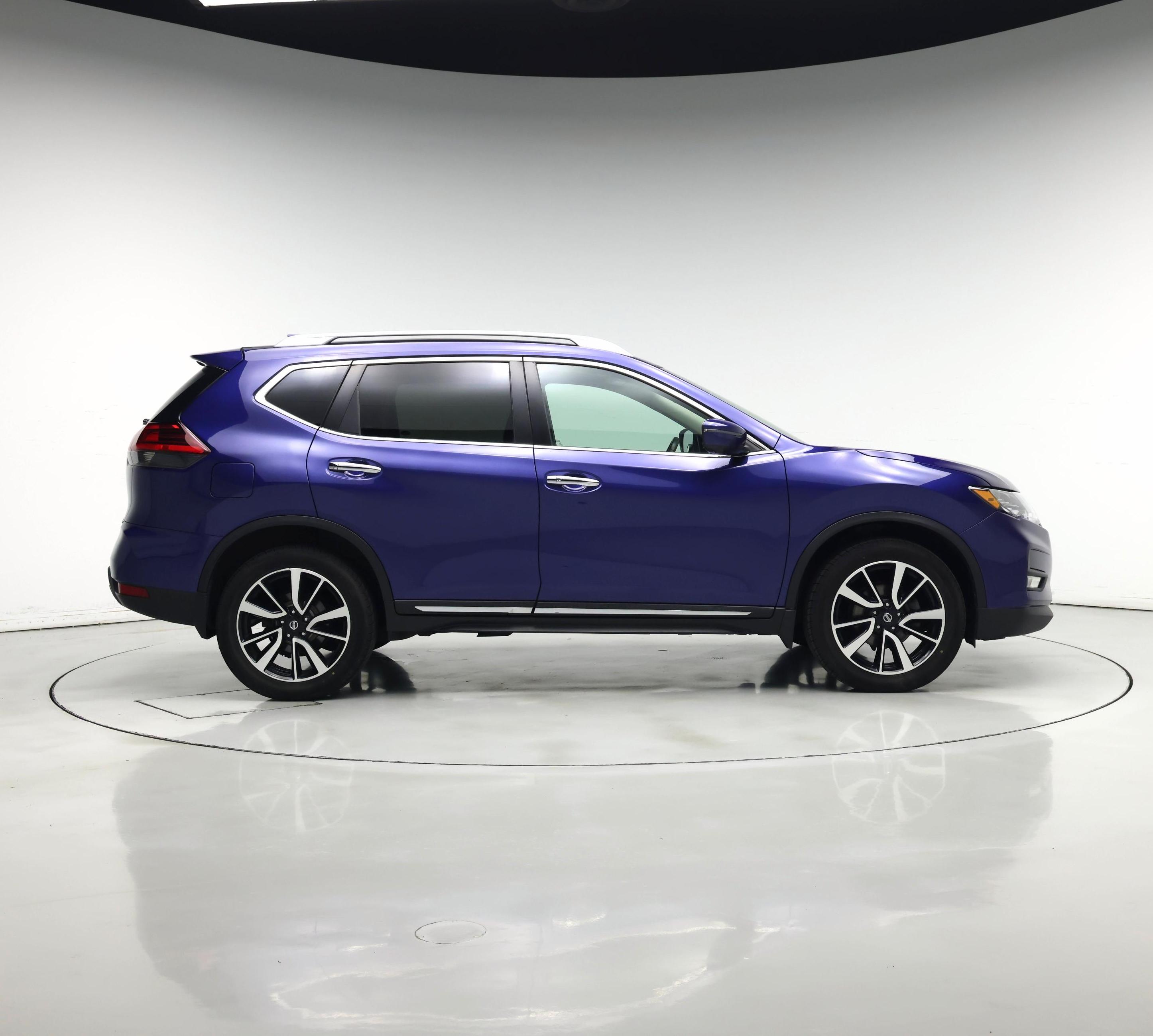 Thumbnail: 2017 Nissan Rogue - 7