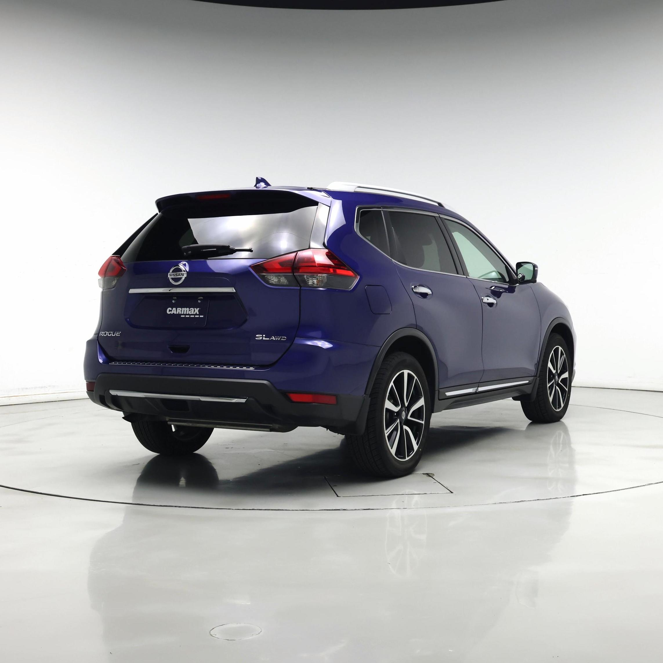 Thumbnail: 2017 Nissan Rogue - 8