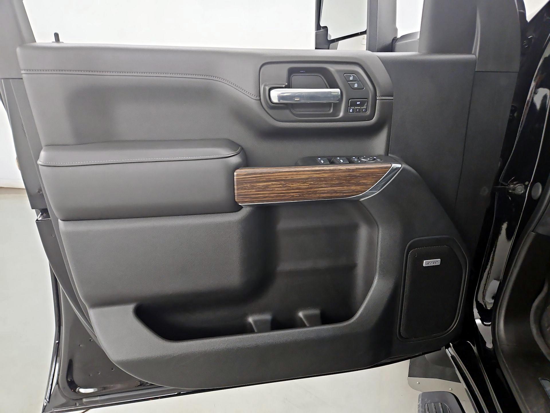 Thumbnail: 2020 Chevrolet Silverado 3500 - 12