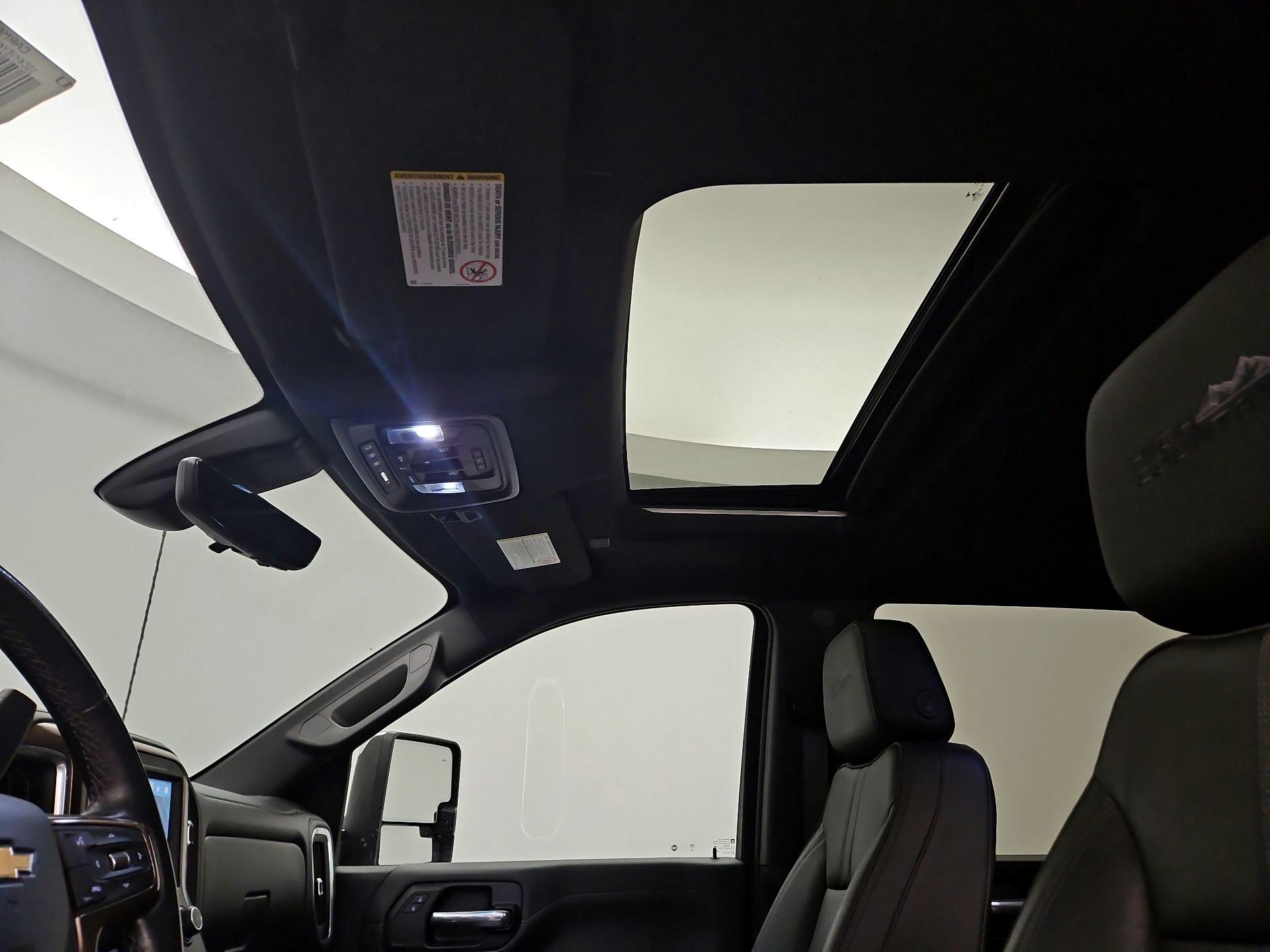 Thumbnail: 2020 Chevrolet Silverado 3500 - 20