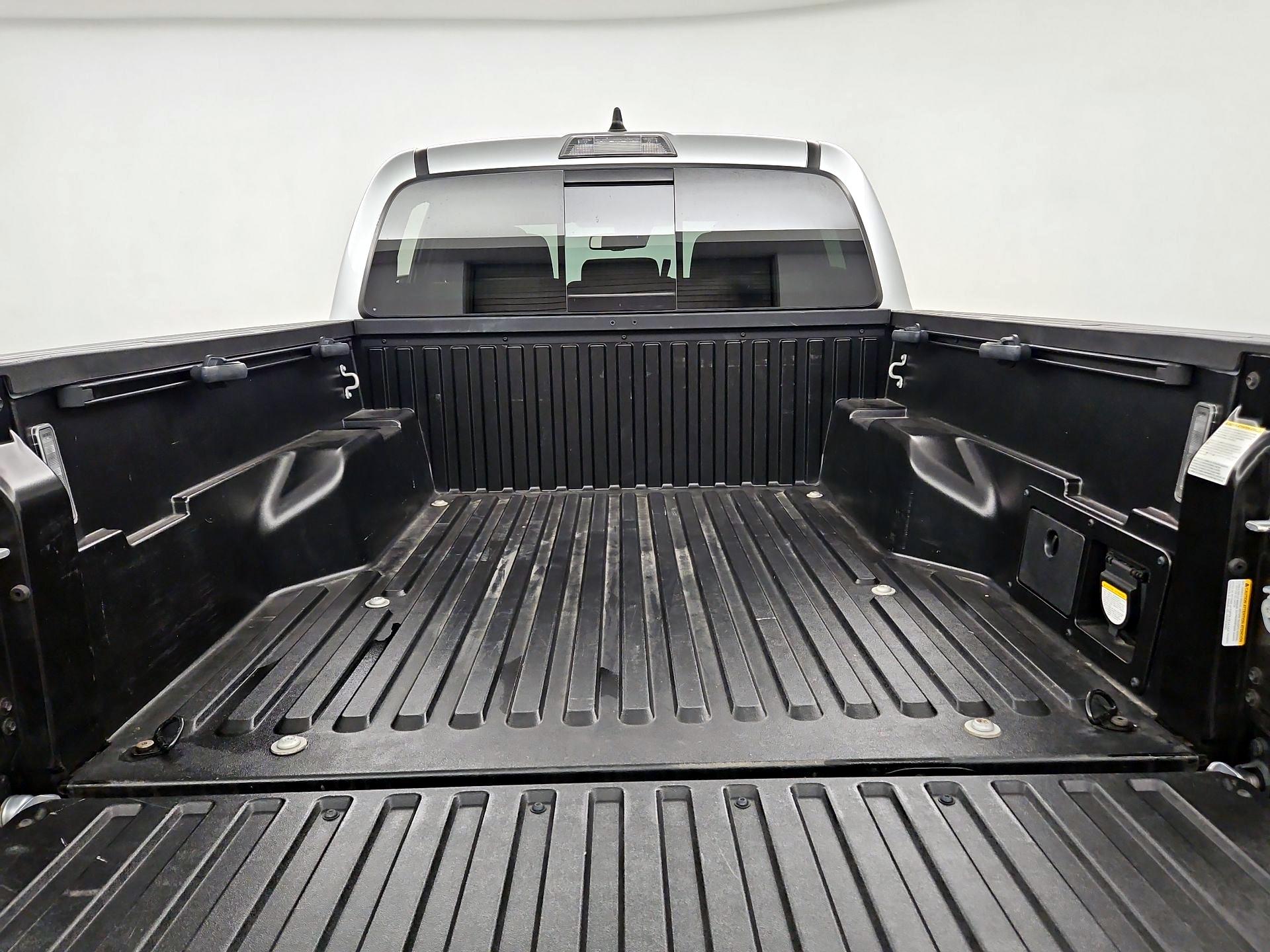 Thumbnail: 2023 Toyota Tacoma - 20