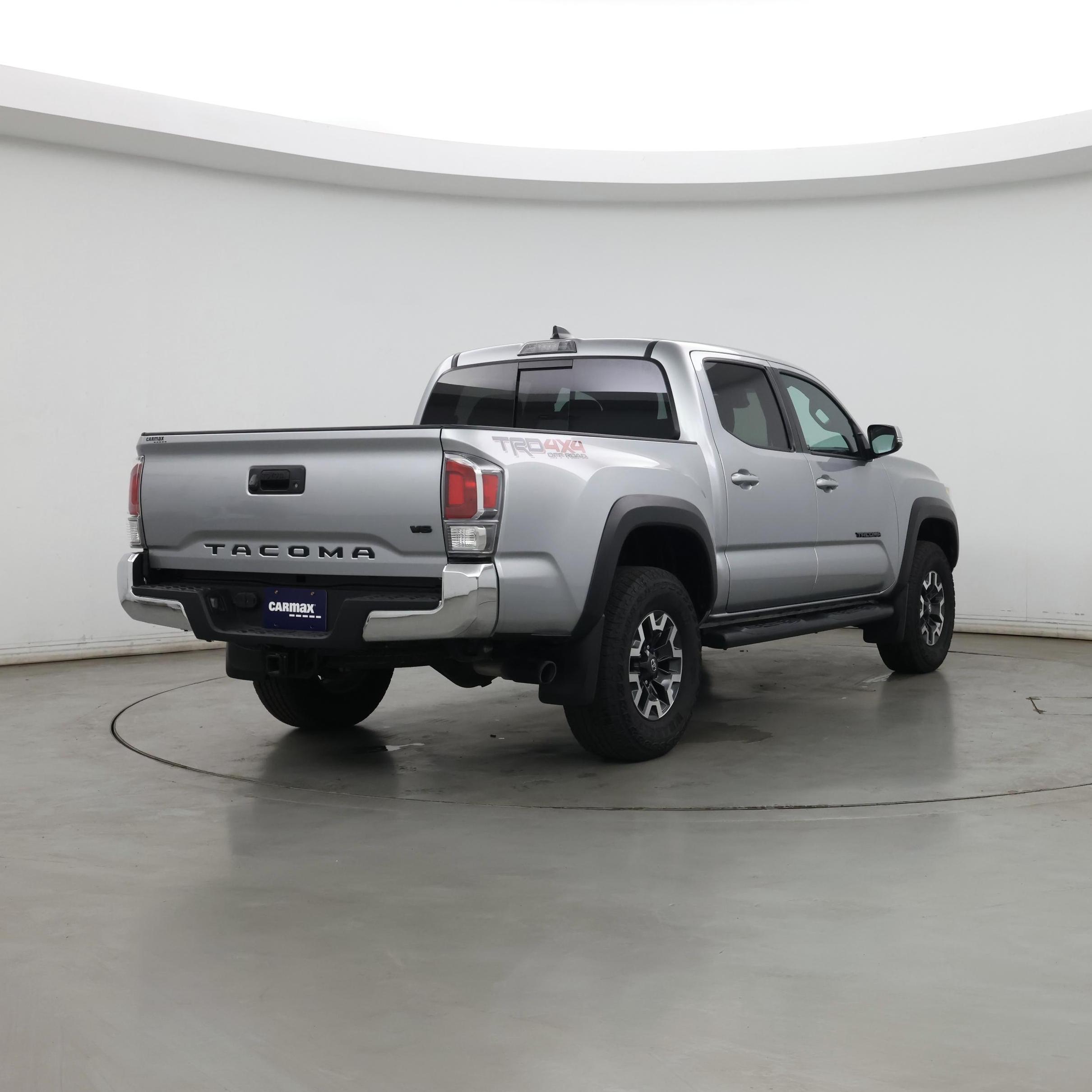 Thumbnail: 2023 Toyota Tacoma - 8