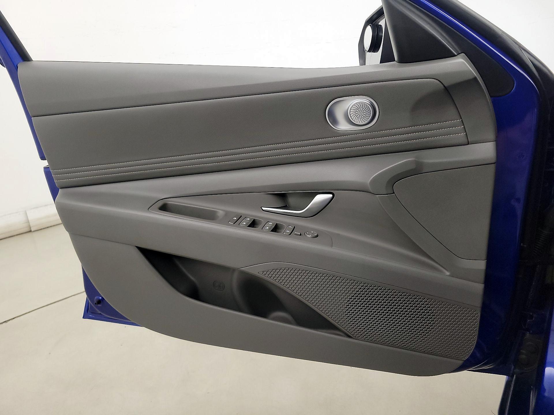 Thumbnail: 2024 Hyundai Elantra - 12