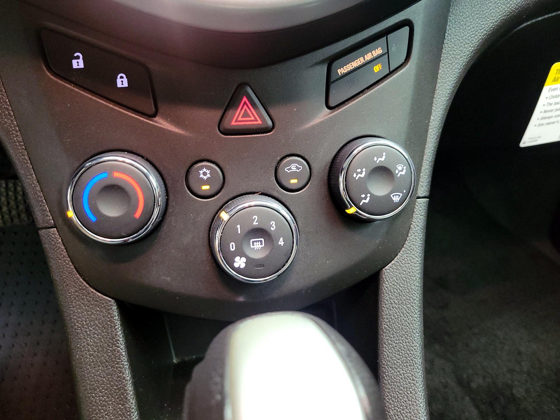 Thumbnail: 2017 Chevrolet Sonic - 16