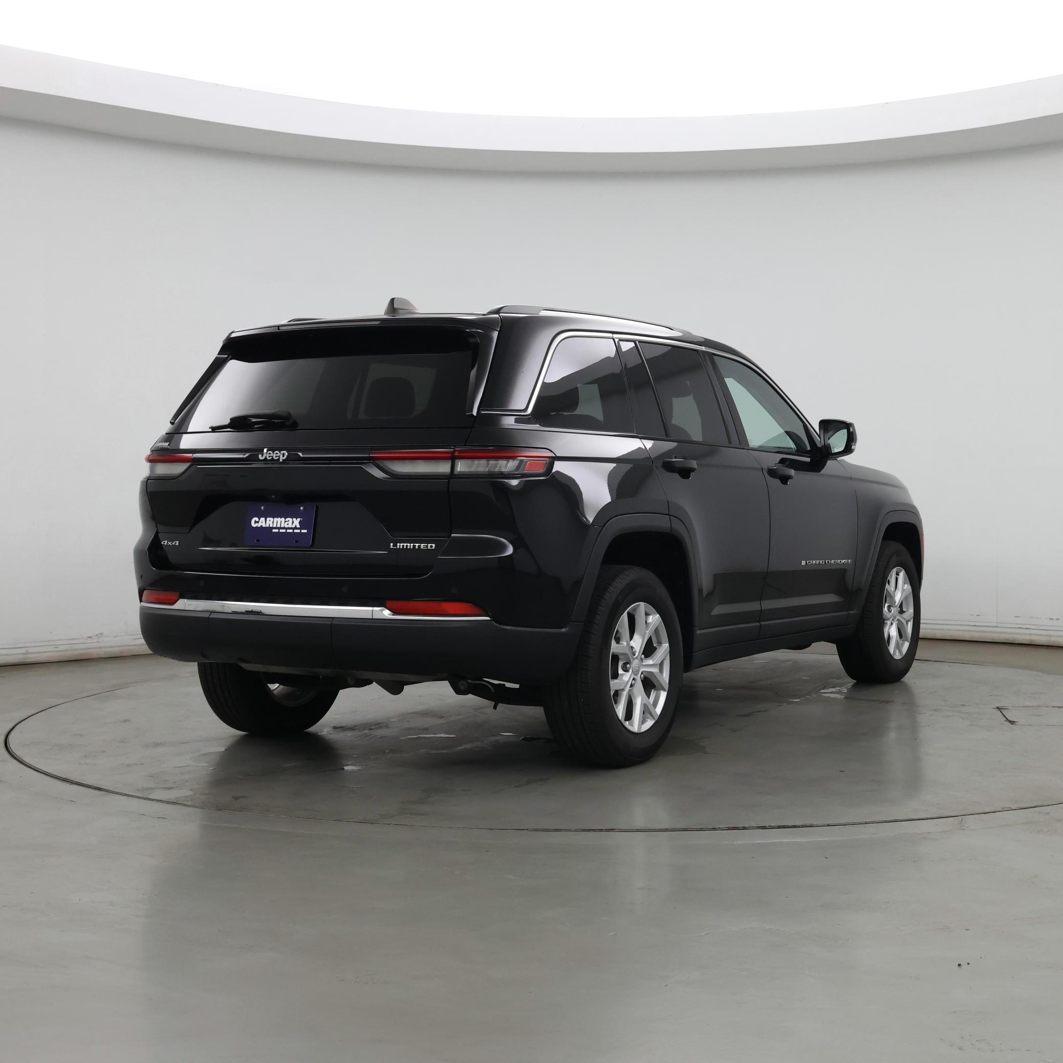 Thumbnail: 2023 Jeep Grand Cherokee - 8