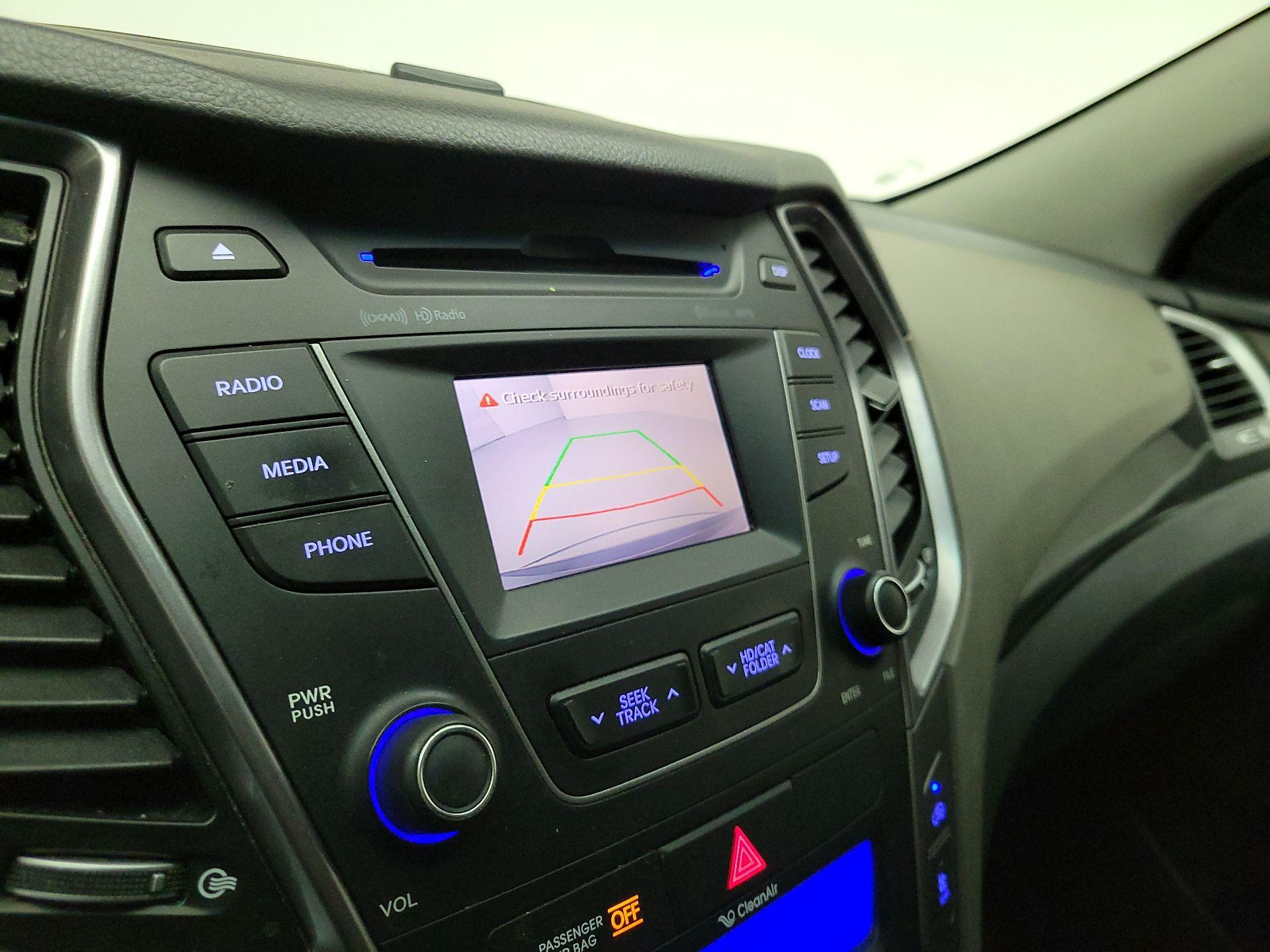 Thumbnail: 2016 Hyundai Santa Fe - 15