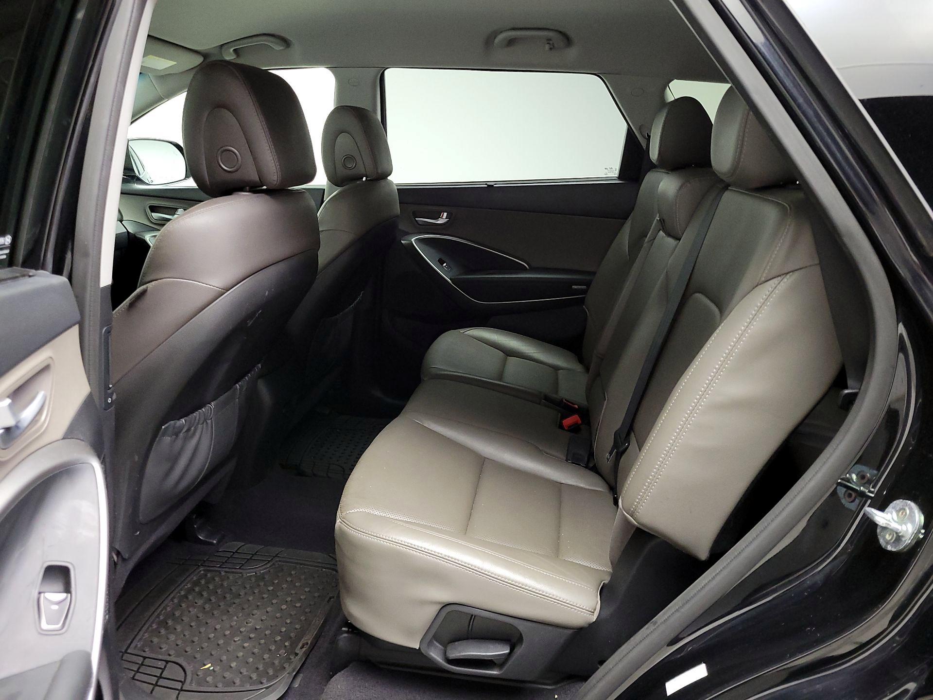 Thumbnail: 2016 Hyundai Santa Fe - 20