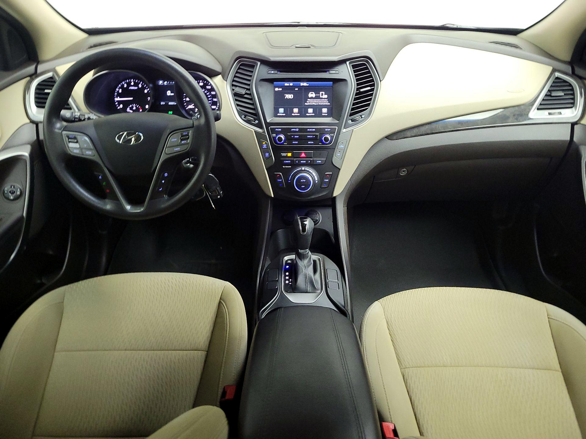 Thumbnail: 2017 Hyundai Santa Fe - 9