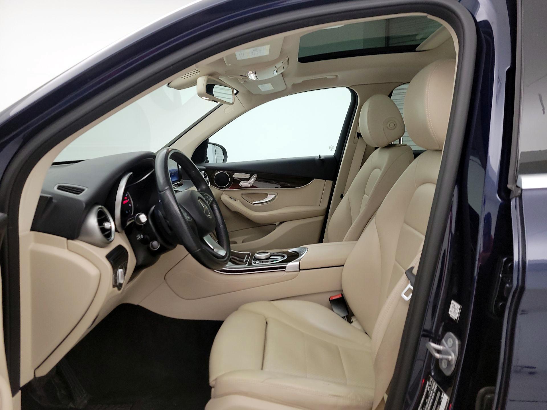 Thumbnail: 2018 Mercedes-Benz GLC - 19